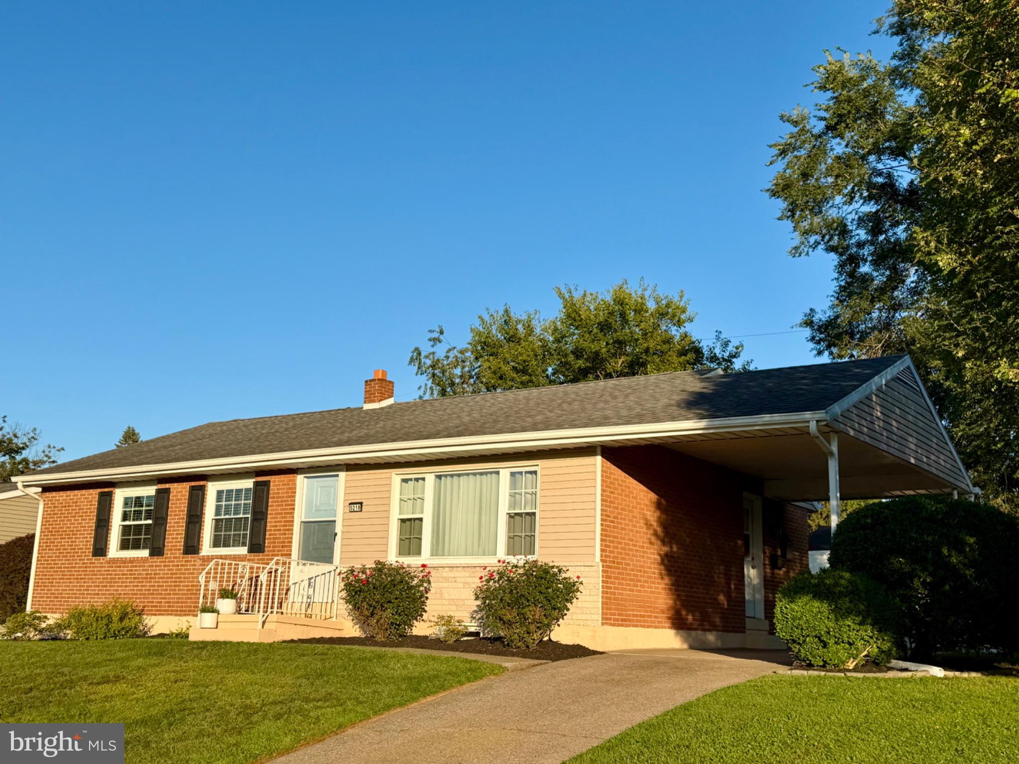 5218 OXFORD DRIVE