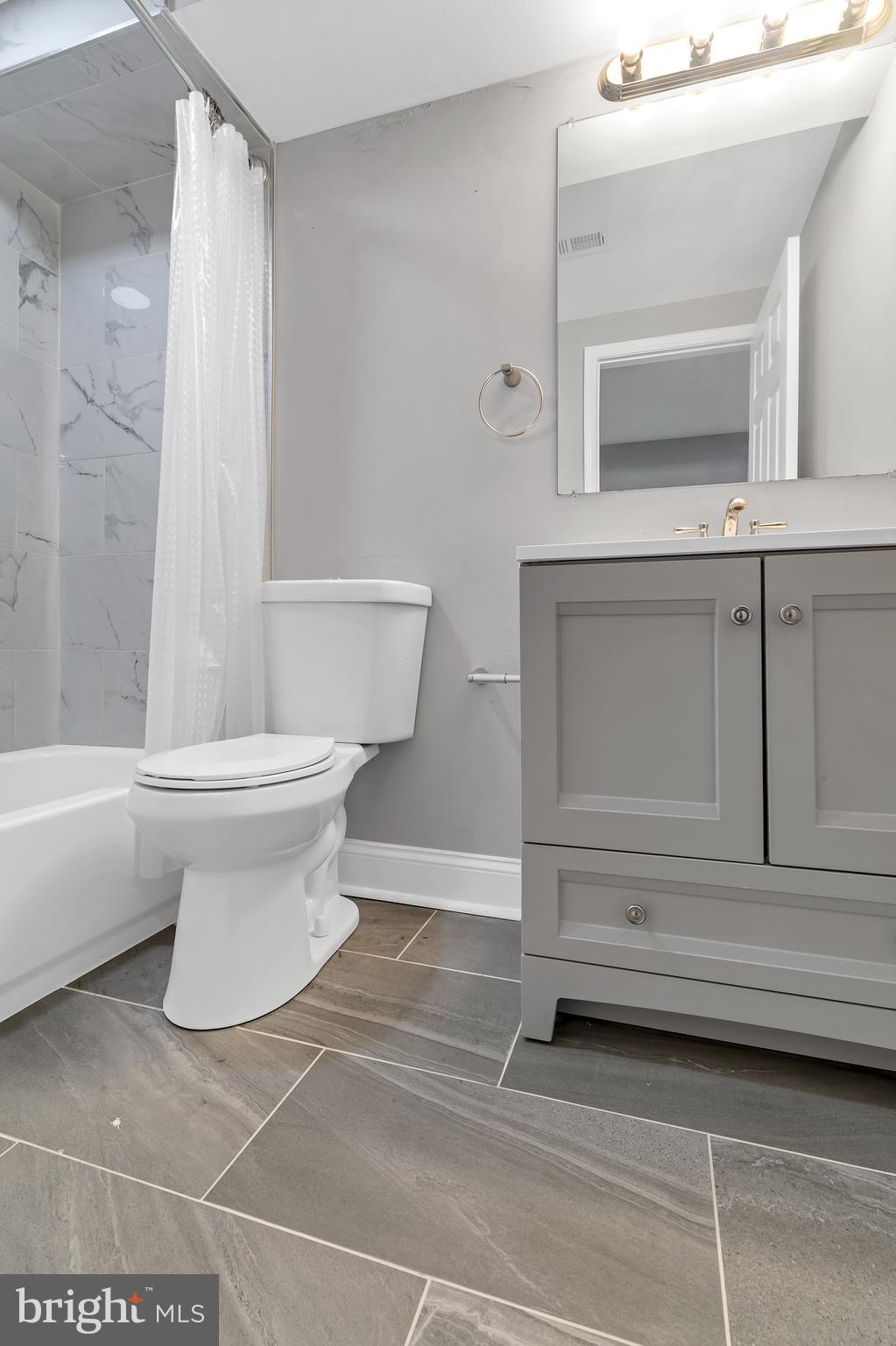 HARWOOD - Residential