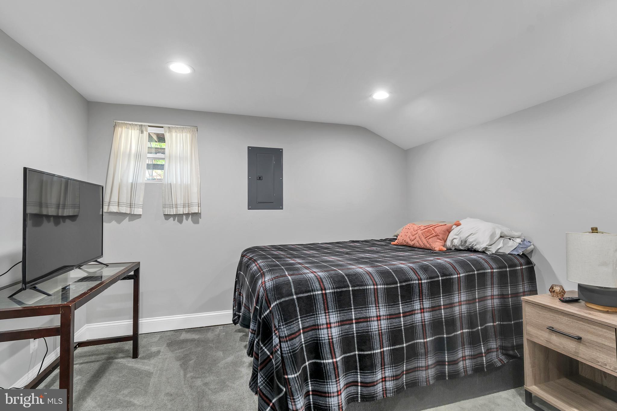 HARWOOD - Residential