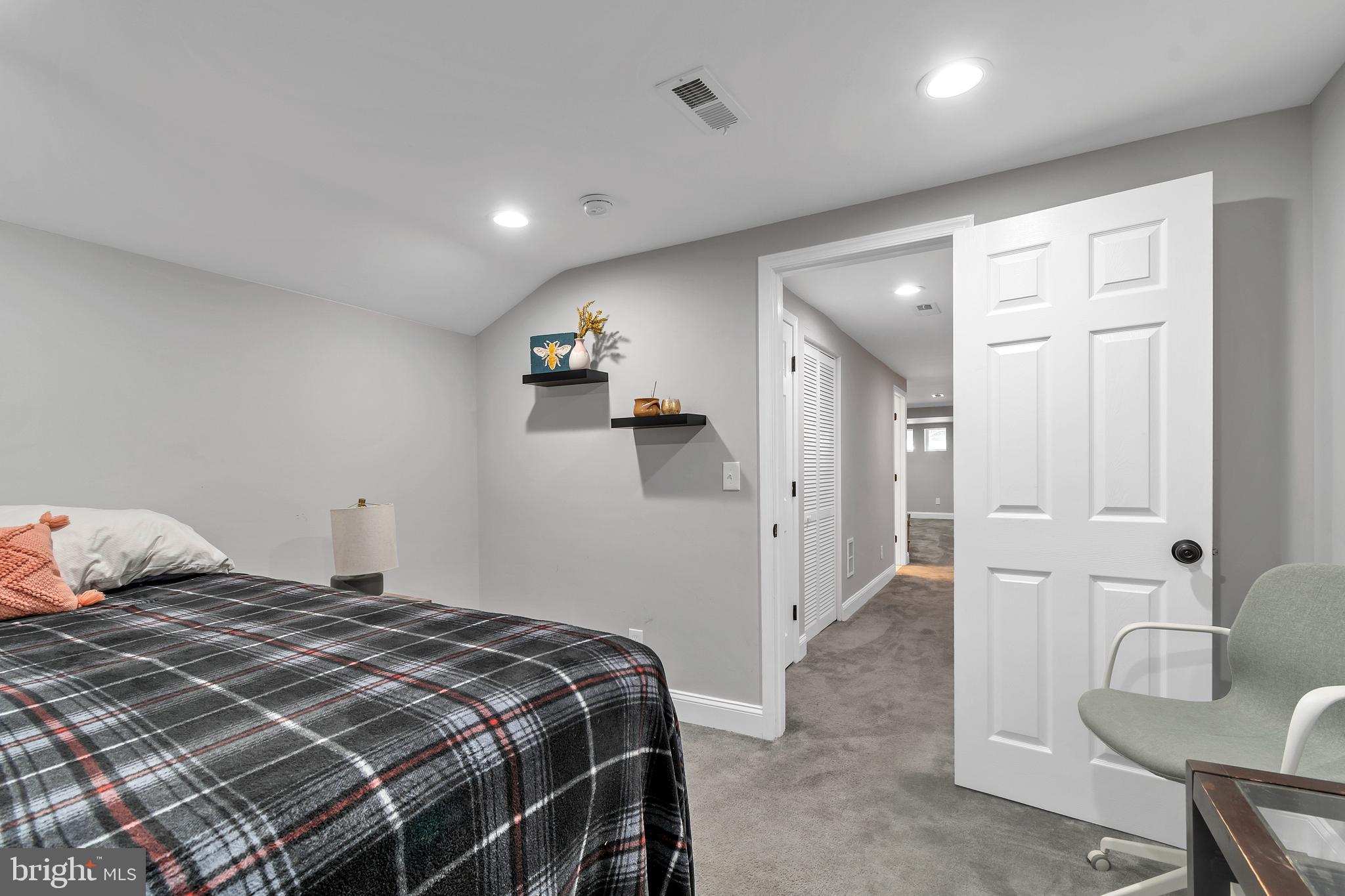 HARWOOD - Residential