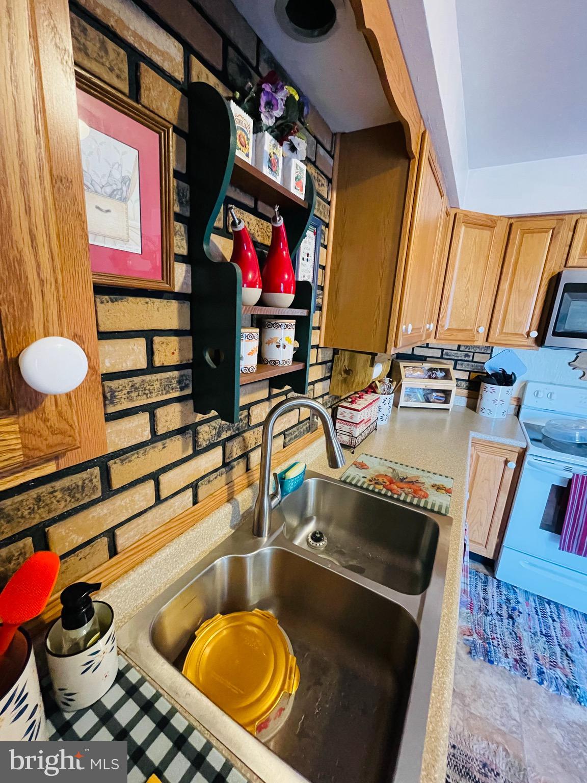 SPRING GROVE BORO - Residential