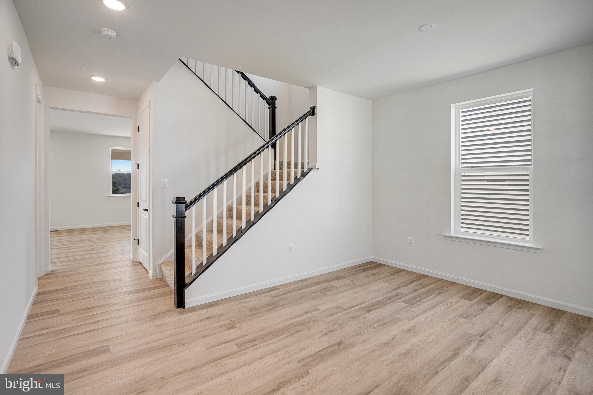 SEASONS AT ROUND MILL MEADOWS - Residential