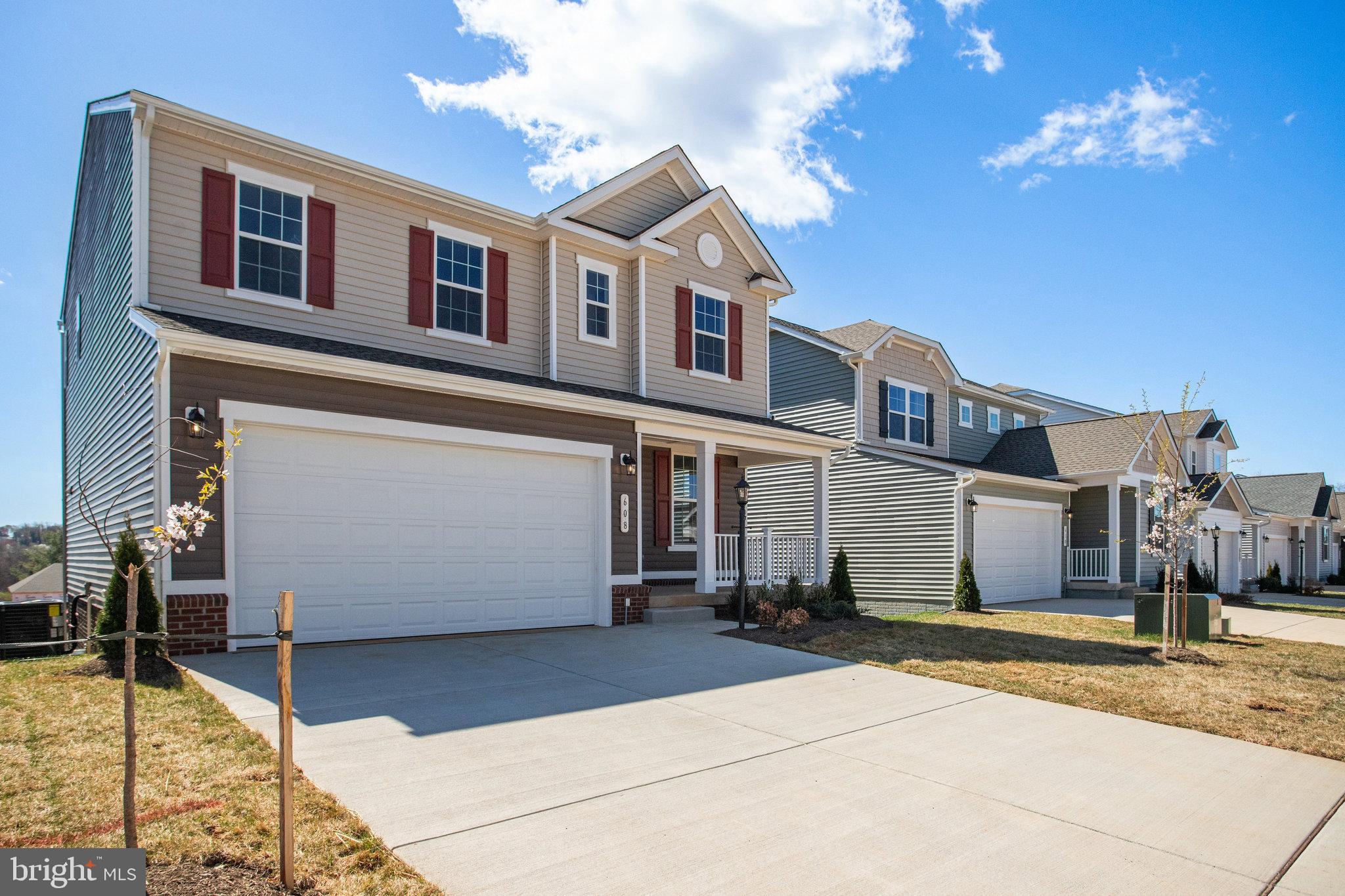 608 CLOVER LANE