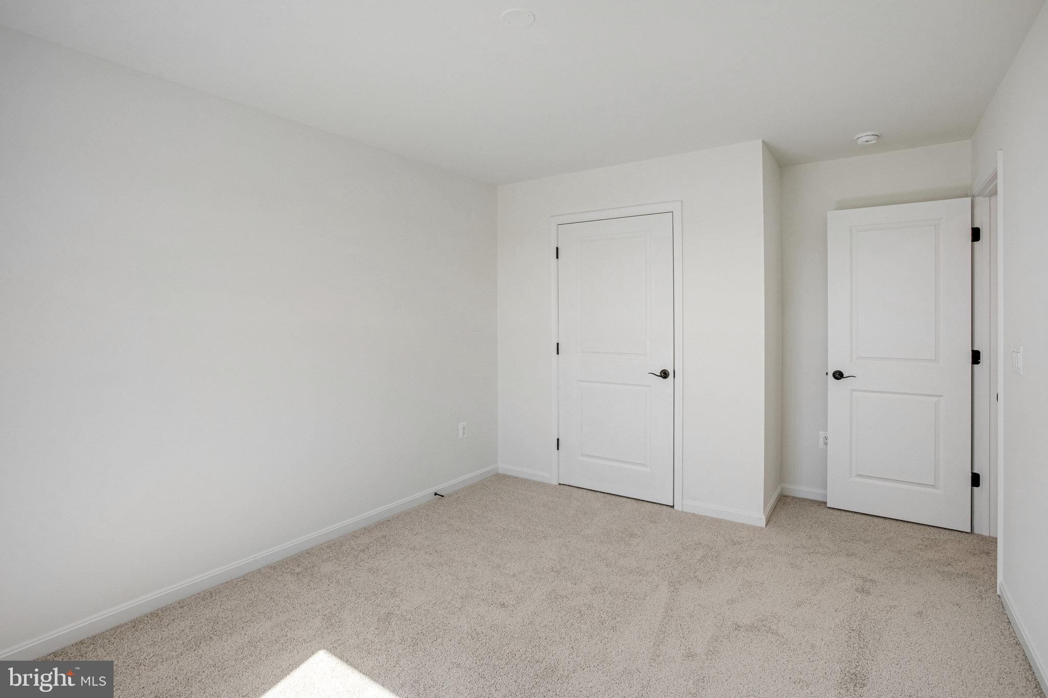 SEASONS AT ROUND MILL MEADOWS - Residential