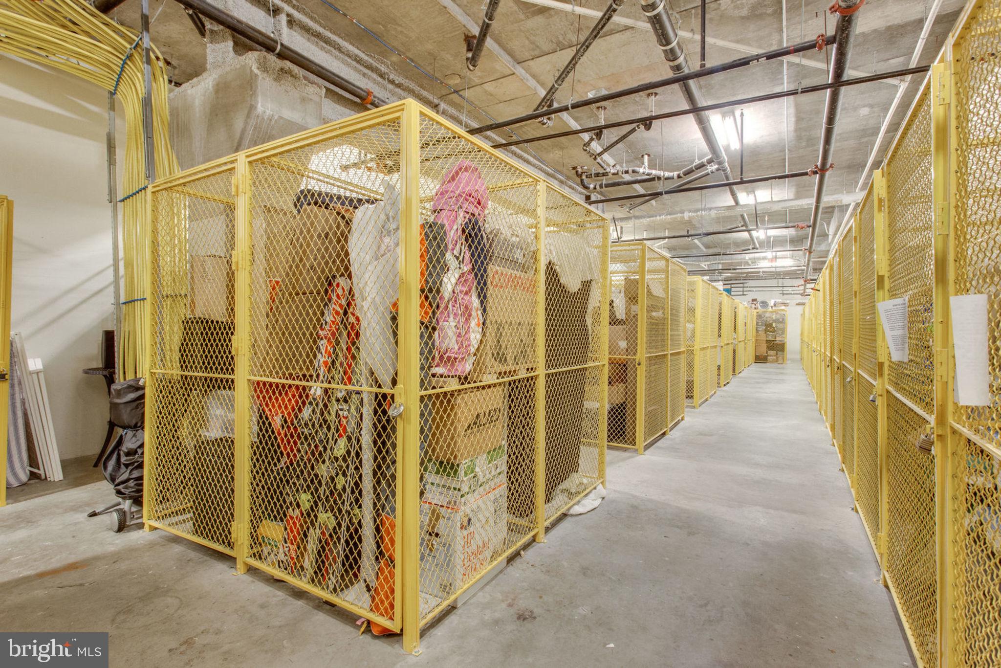 ECLIPSE ON CENTER PARK - Residential Lease