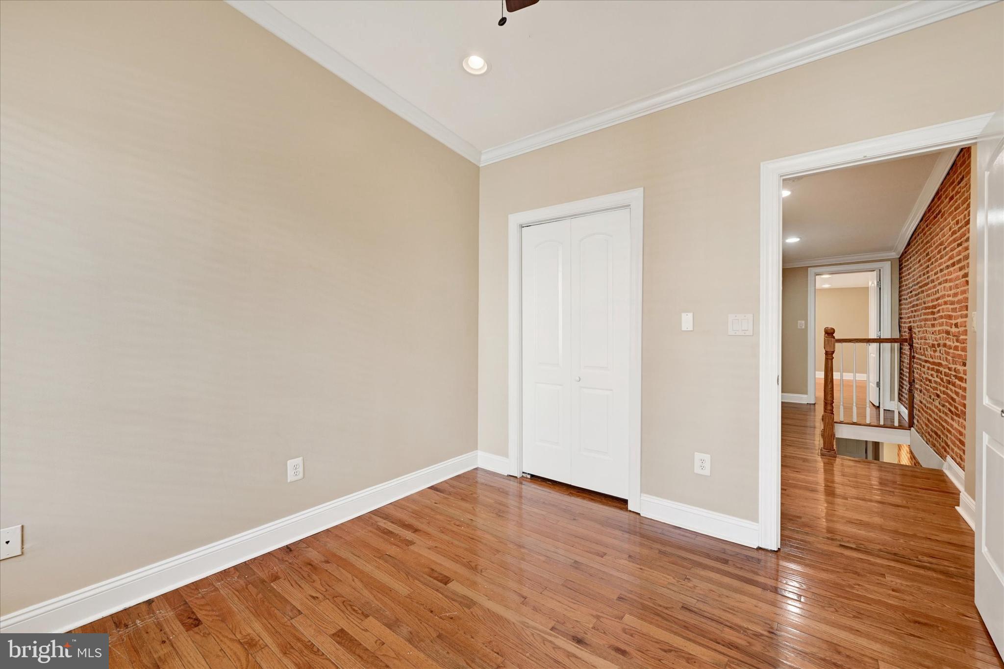 HOPKINS - Residential