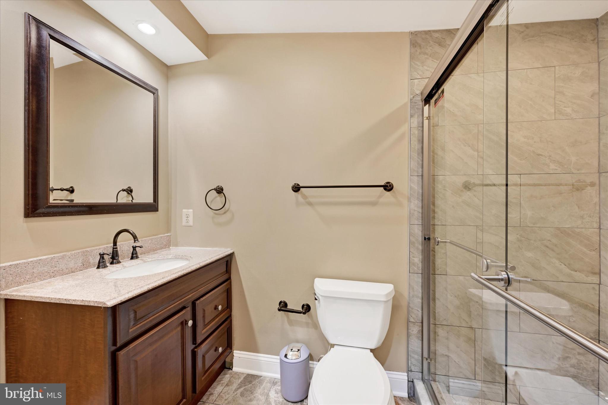 HOPKINS - Residential