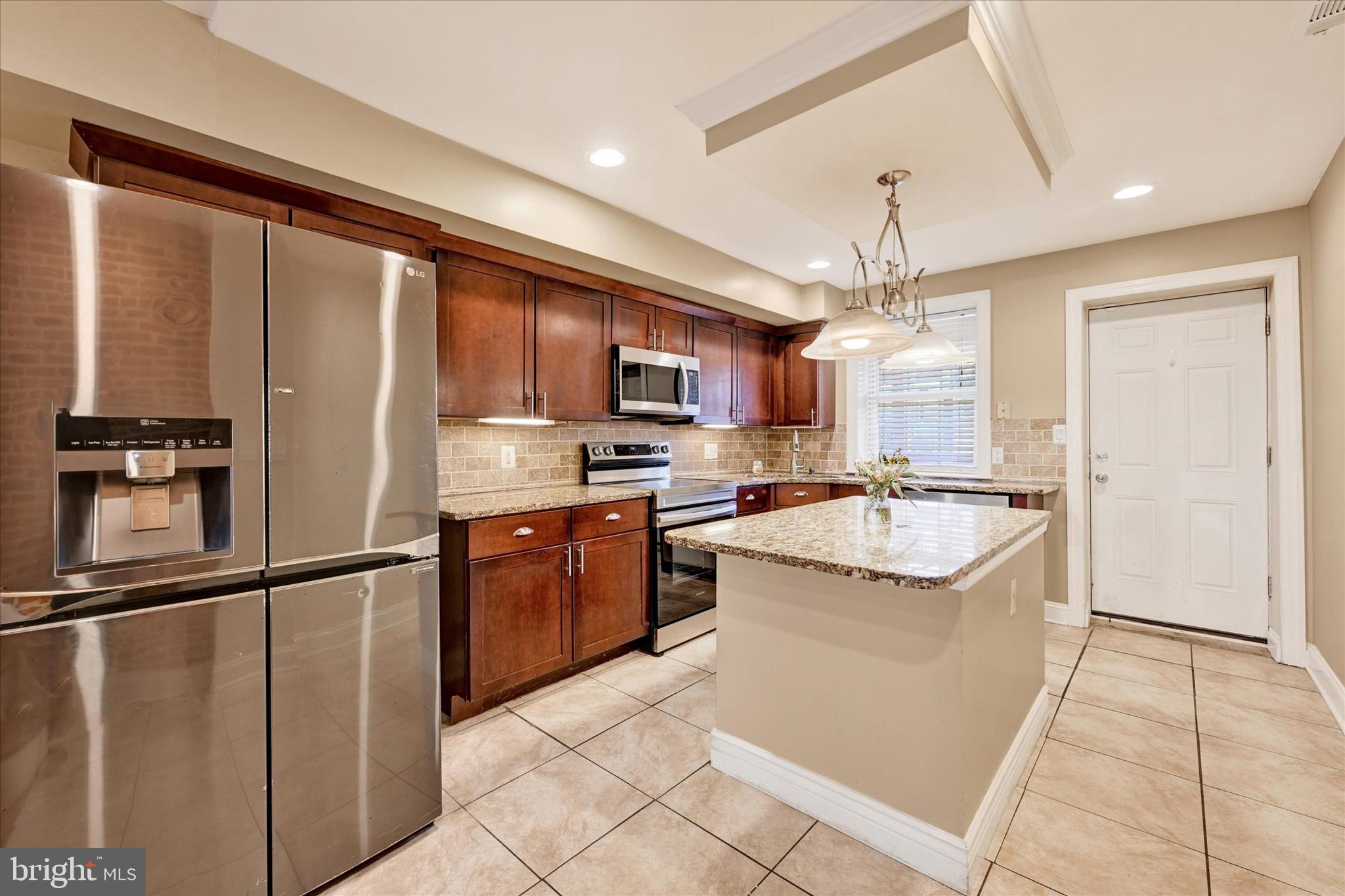 HOPKINS - Residential