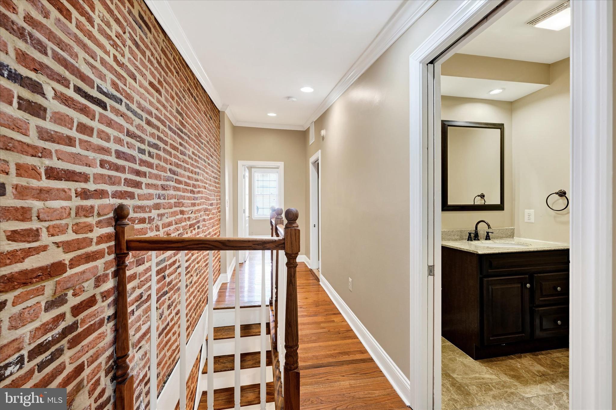 HOPKINS - Residential