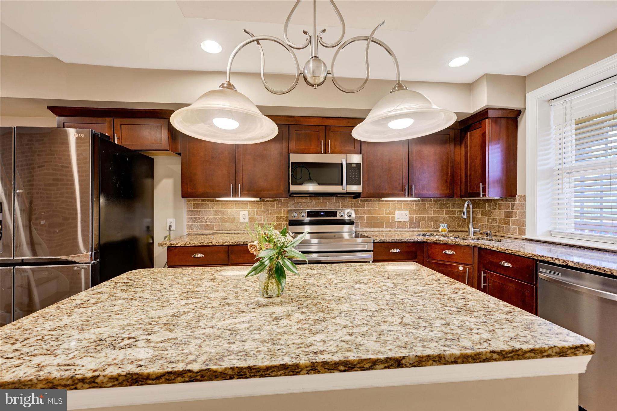 HOPKINS - Residential