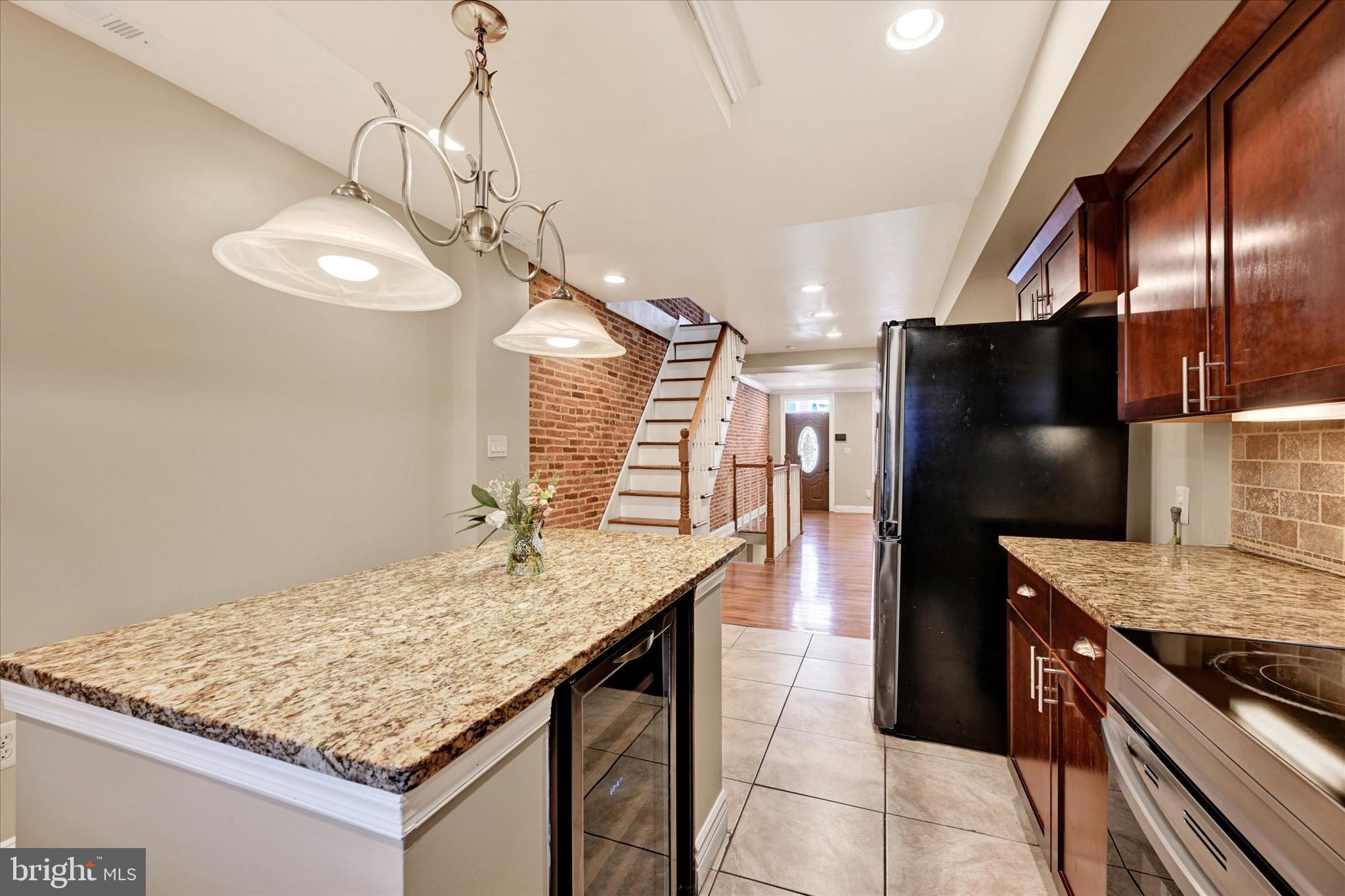 HOPKINS - Residential