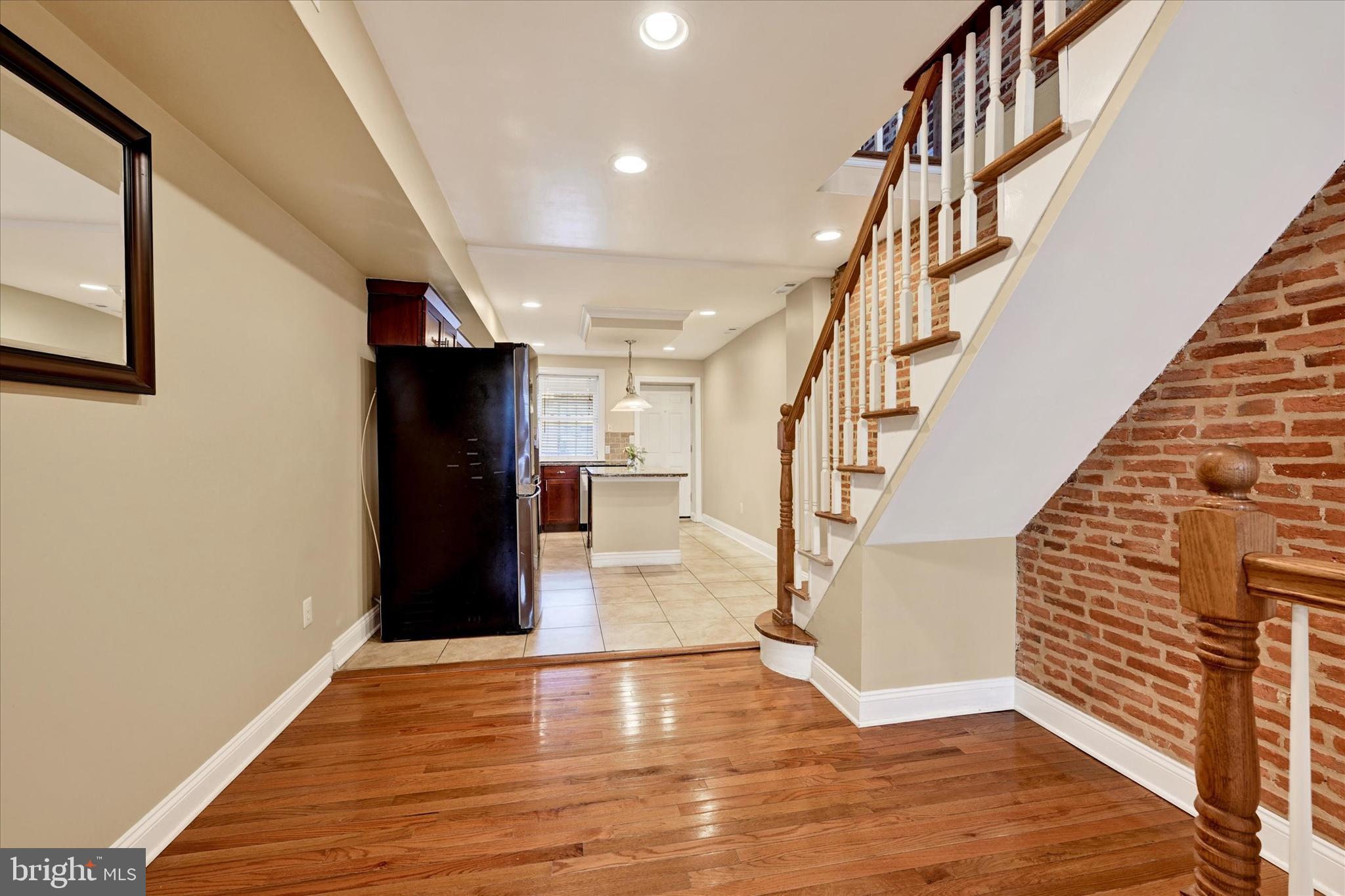 HOPKINS - Residential