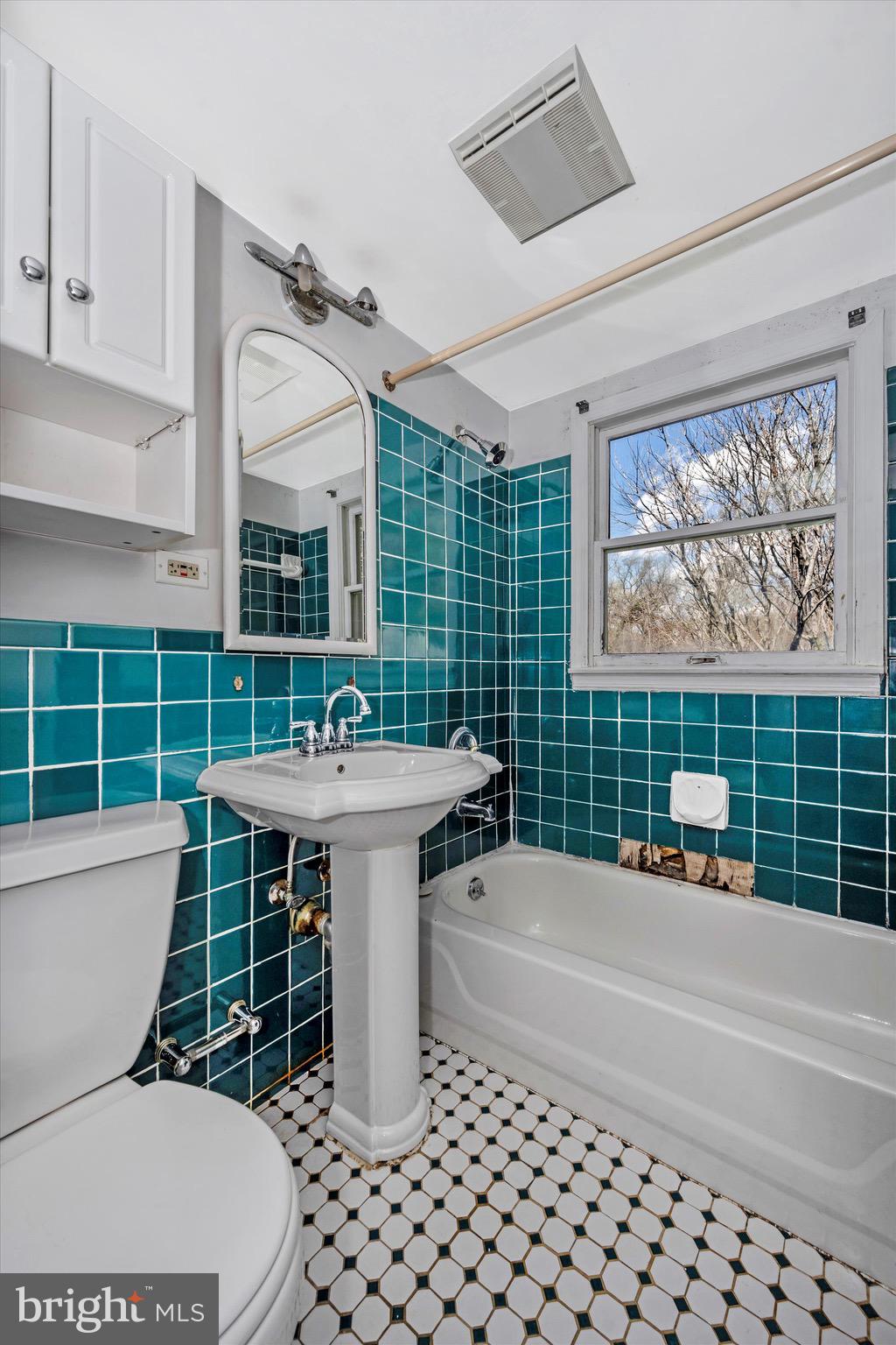 HOMEWOOD - Residential