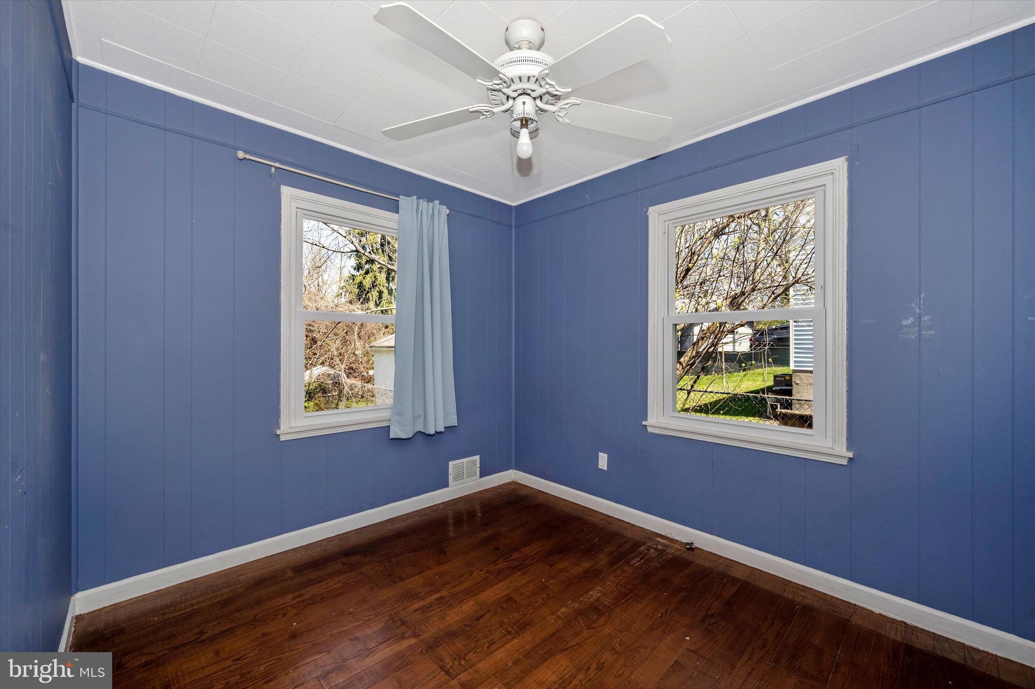 HOMEWOOD - Residential