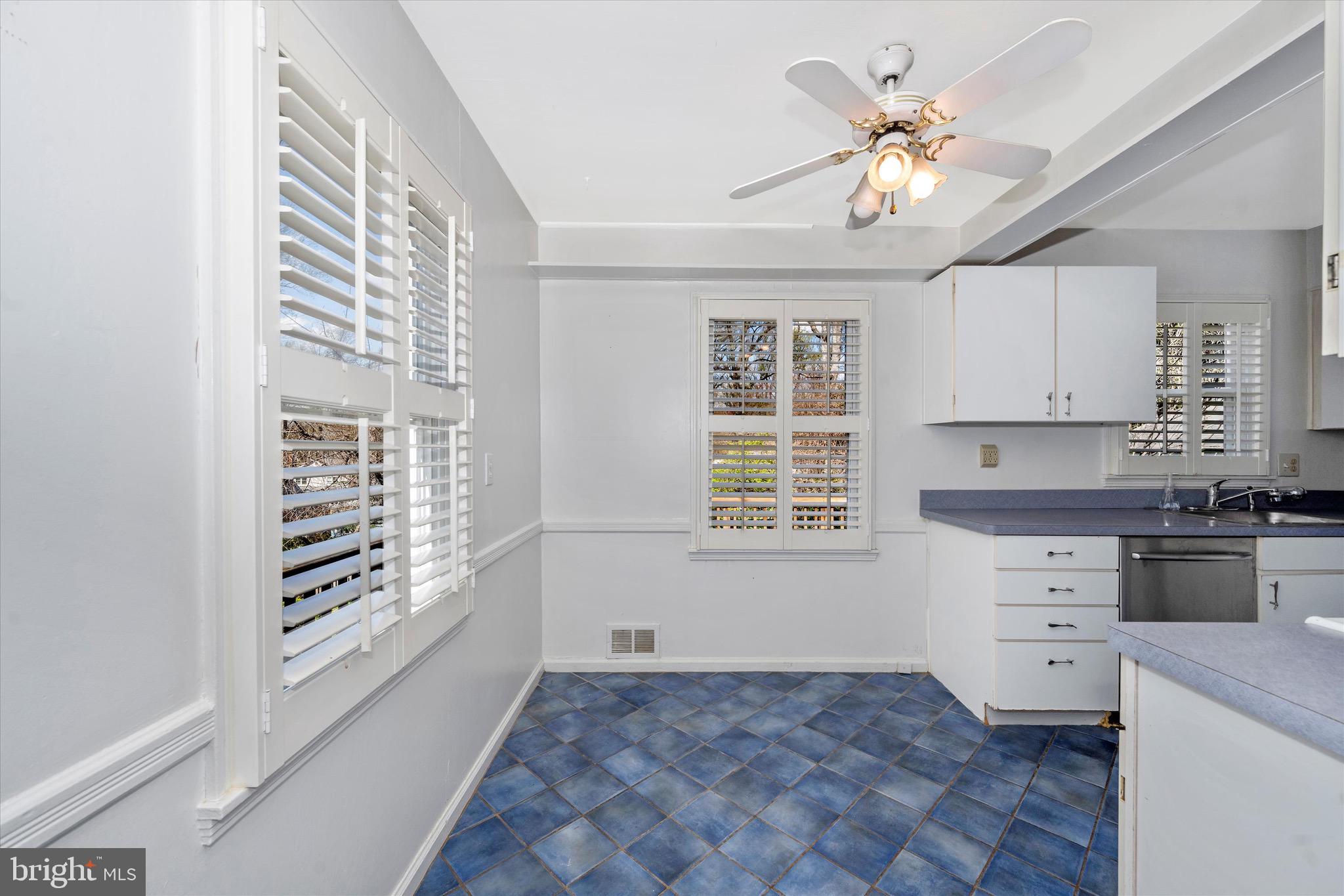 HOMEWOOD - Residential