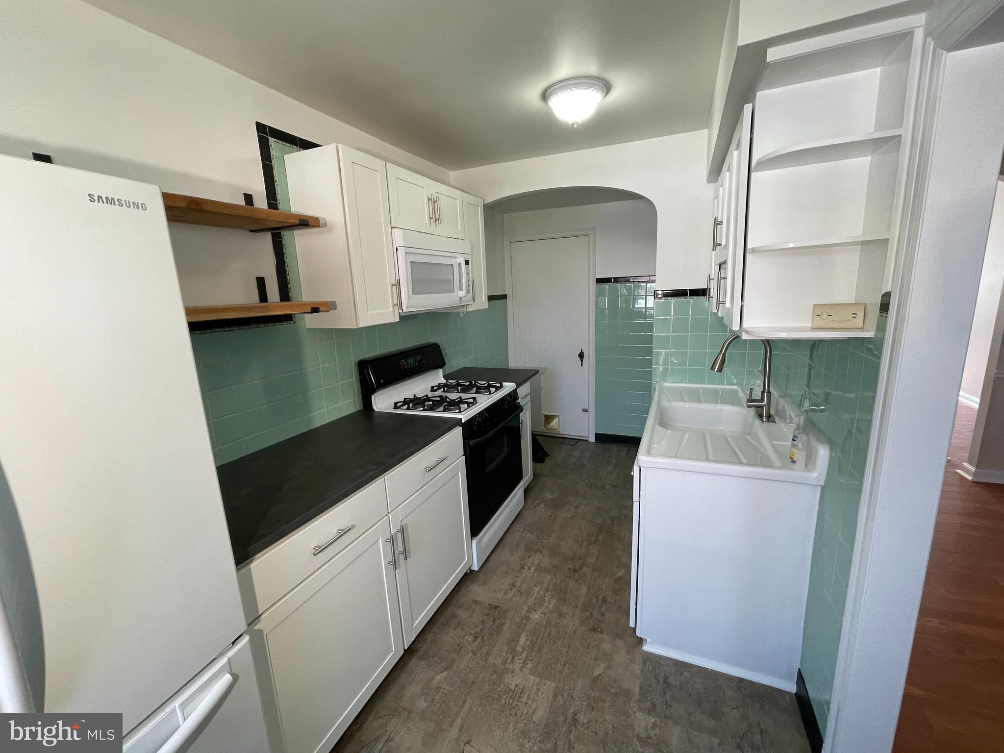 MAYFAIR (WEST) - Residential