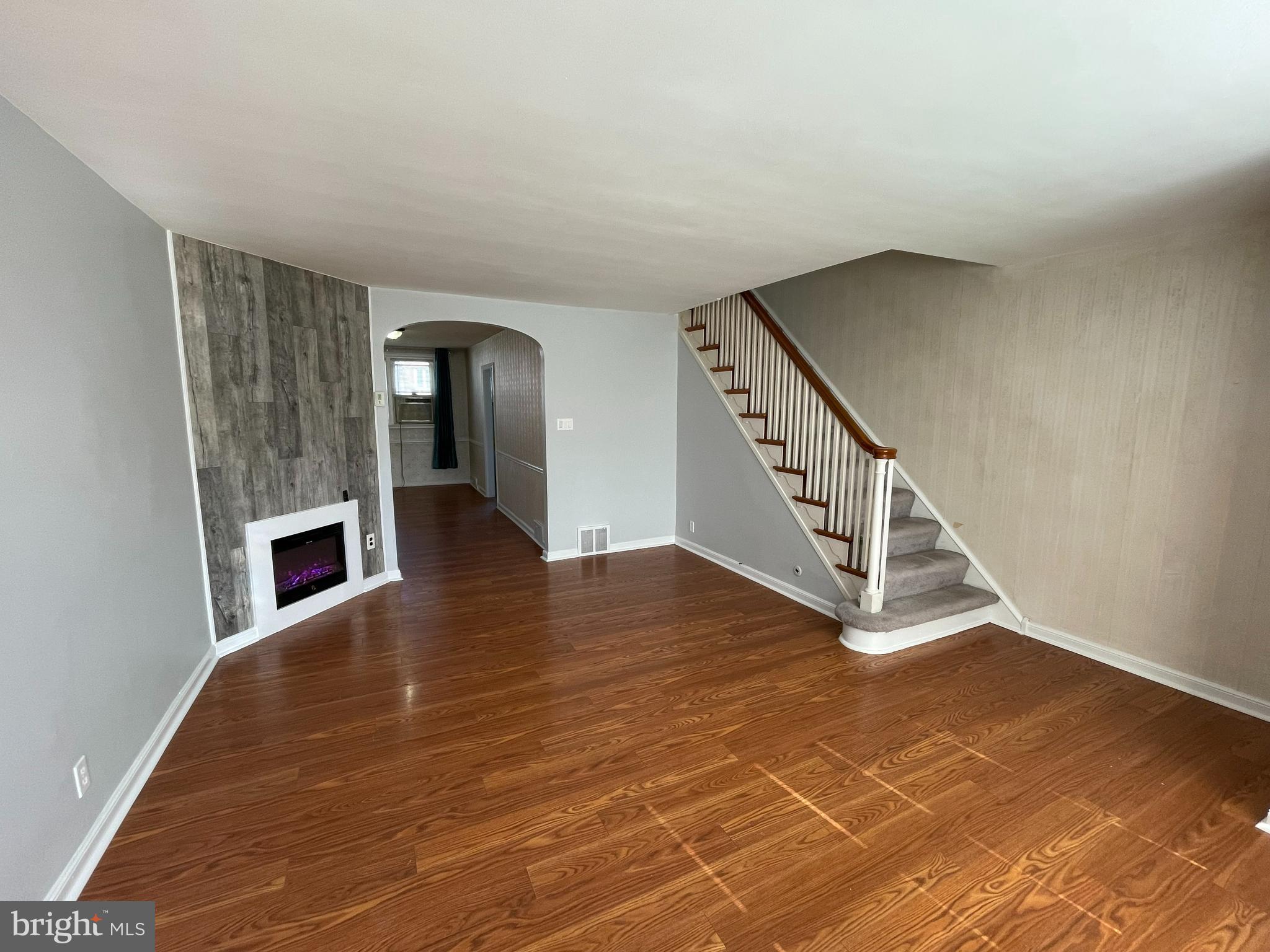 MAYFAIR (WEST) - Residential