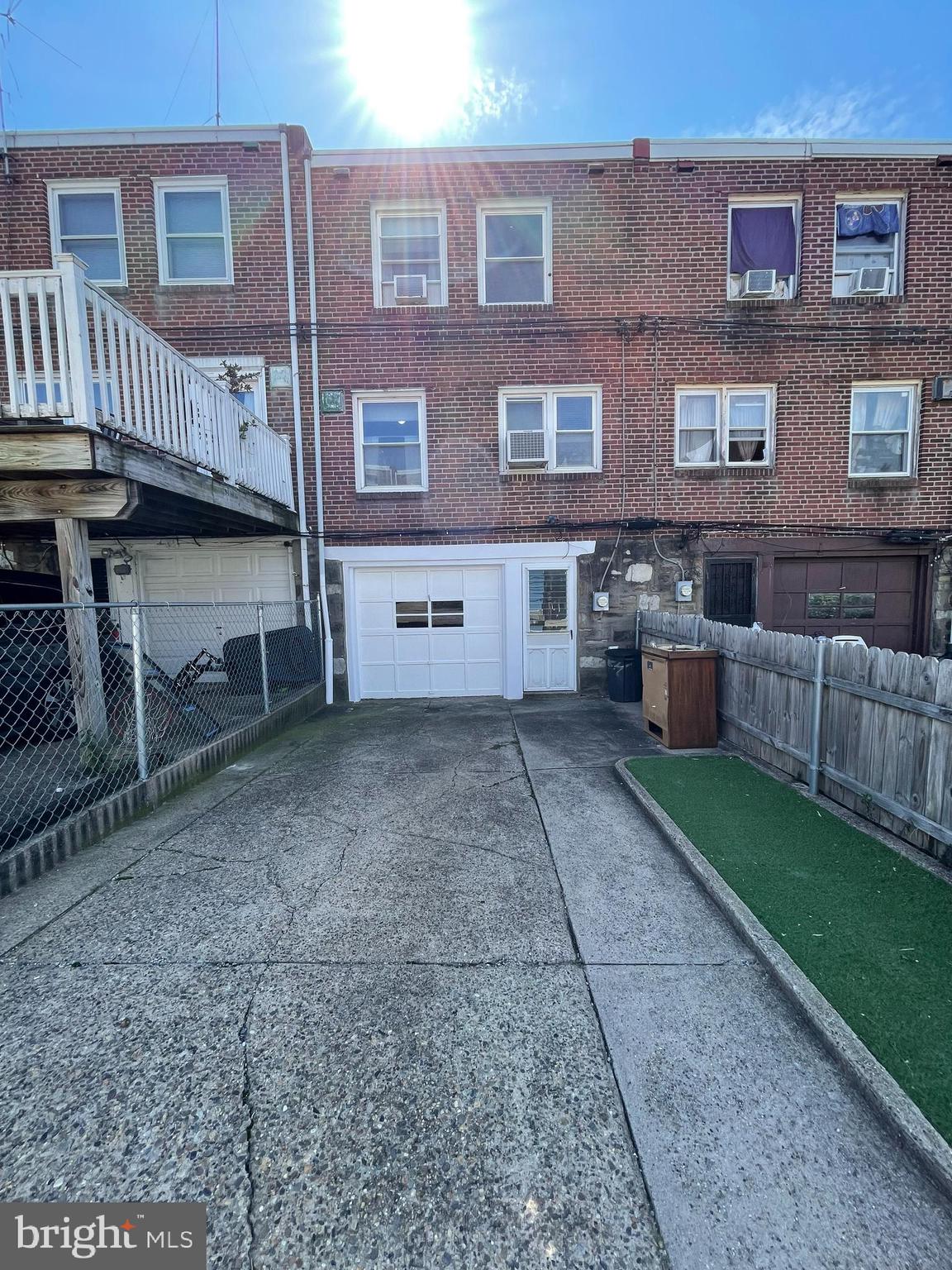 MAYFAIR (WEST) - Residential