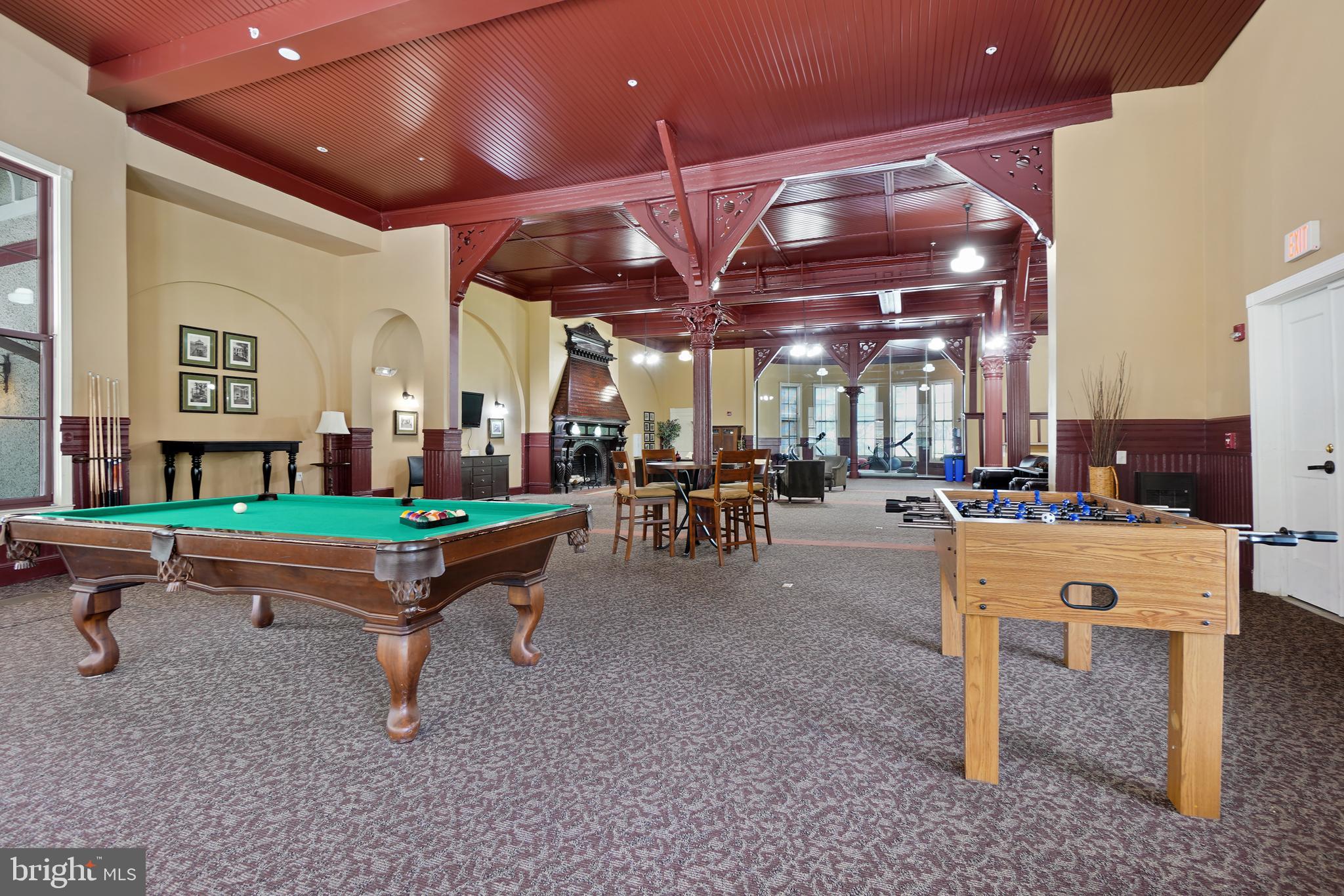 FOREST GLEN PARK - Residential