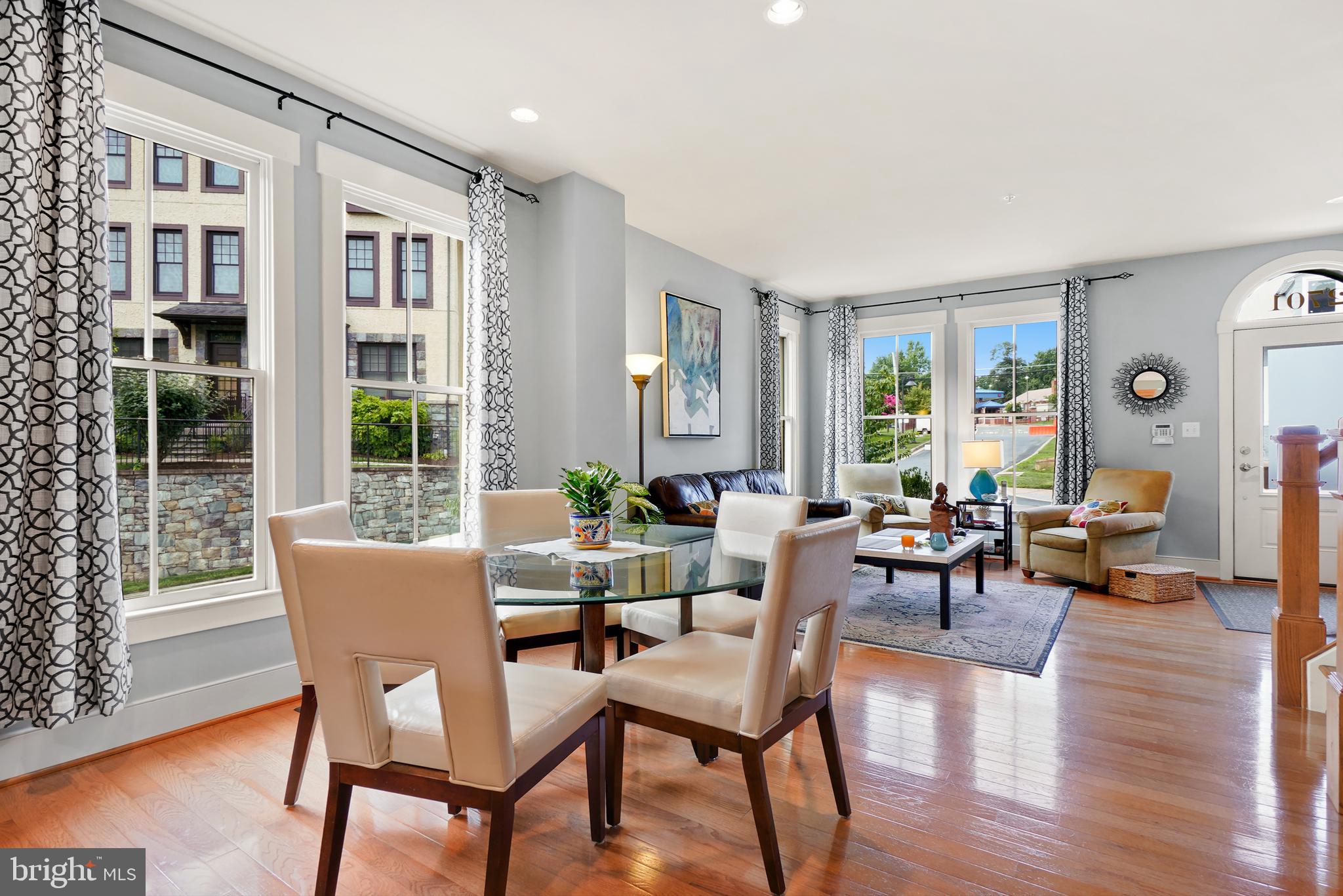 FOREST GLEN PARK - Residential