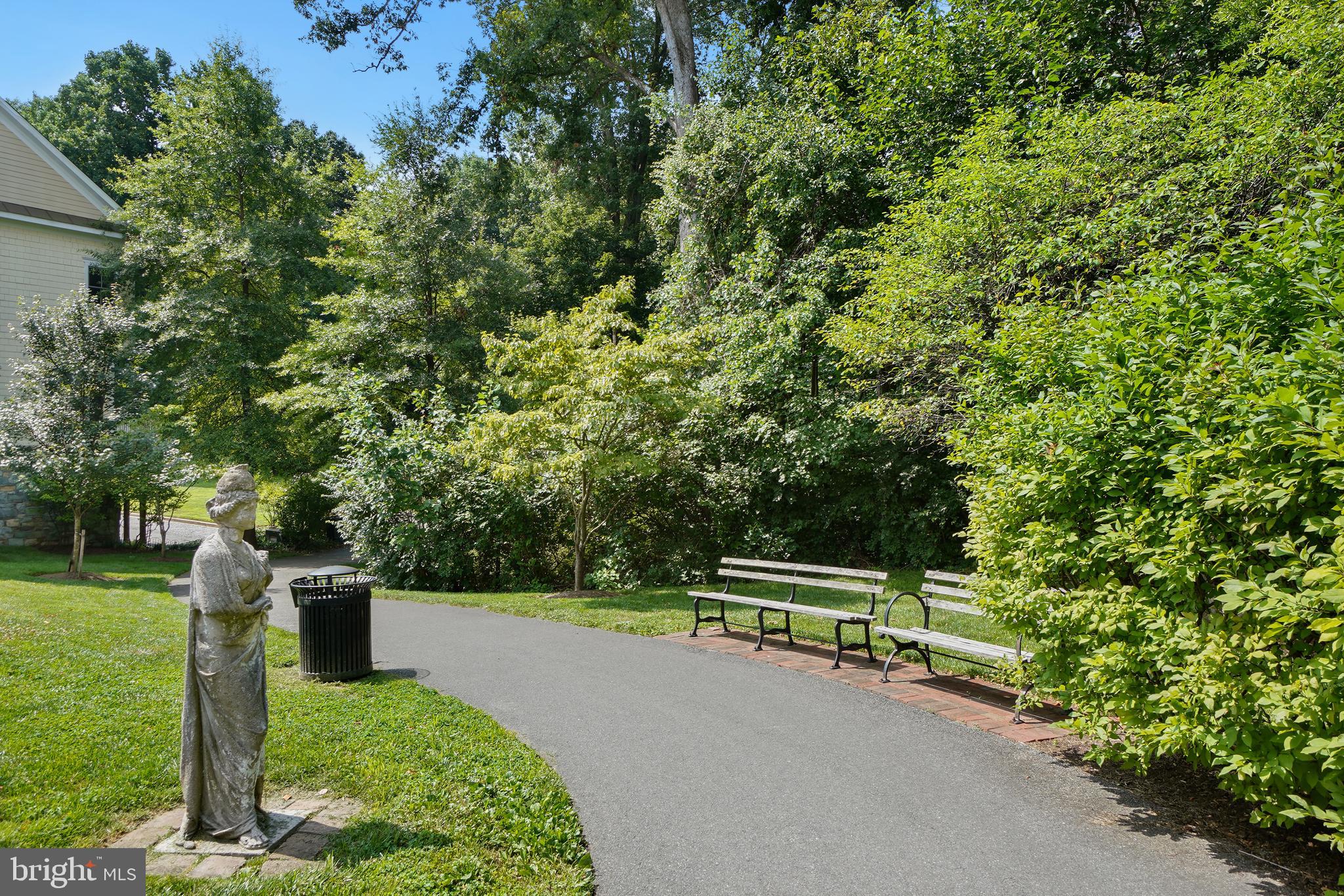 FOREST GLEN PARK - Residential