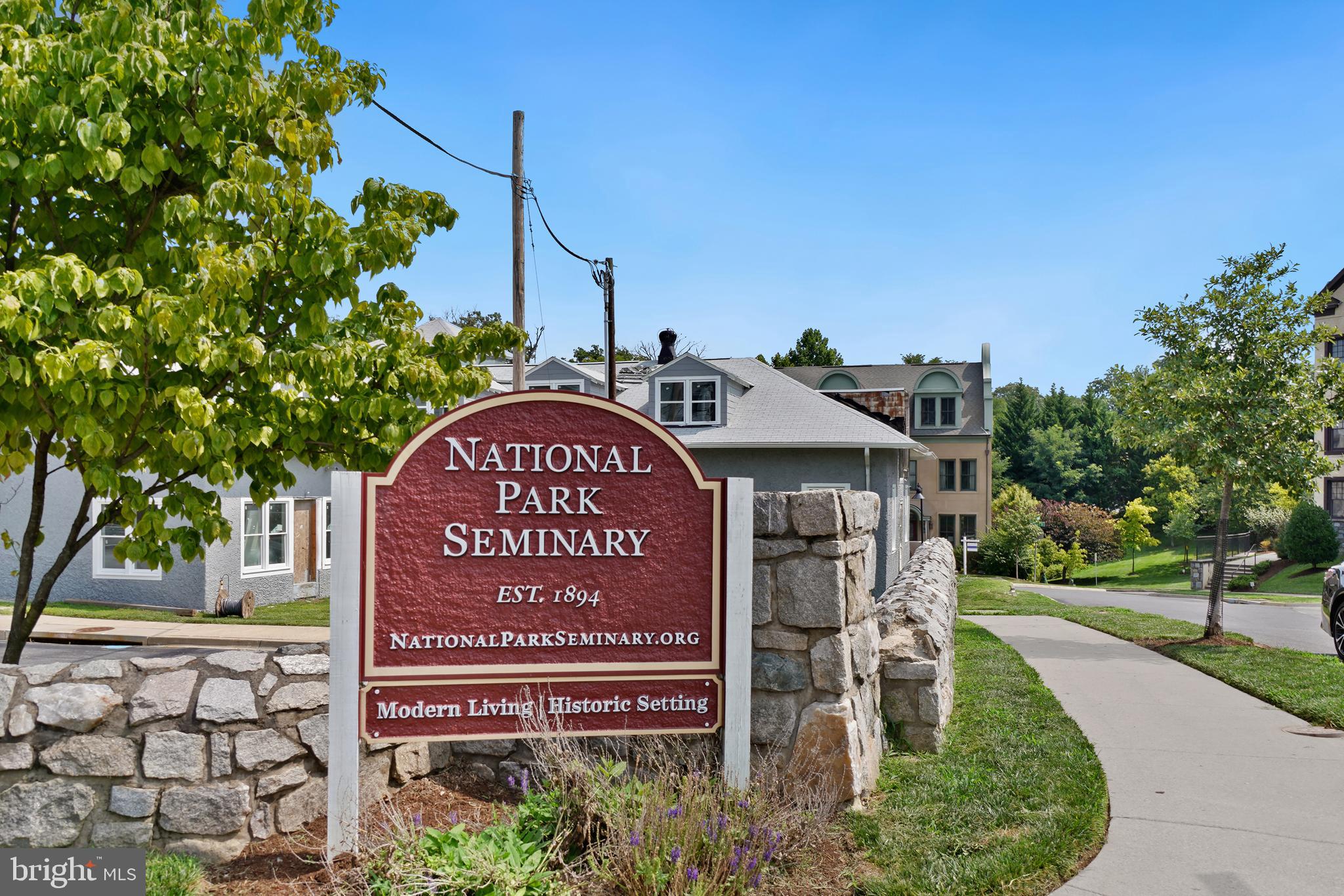 FOREST GLEN PARK - Residential