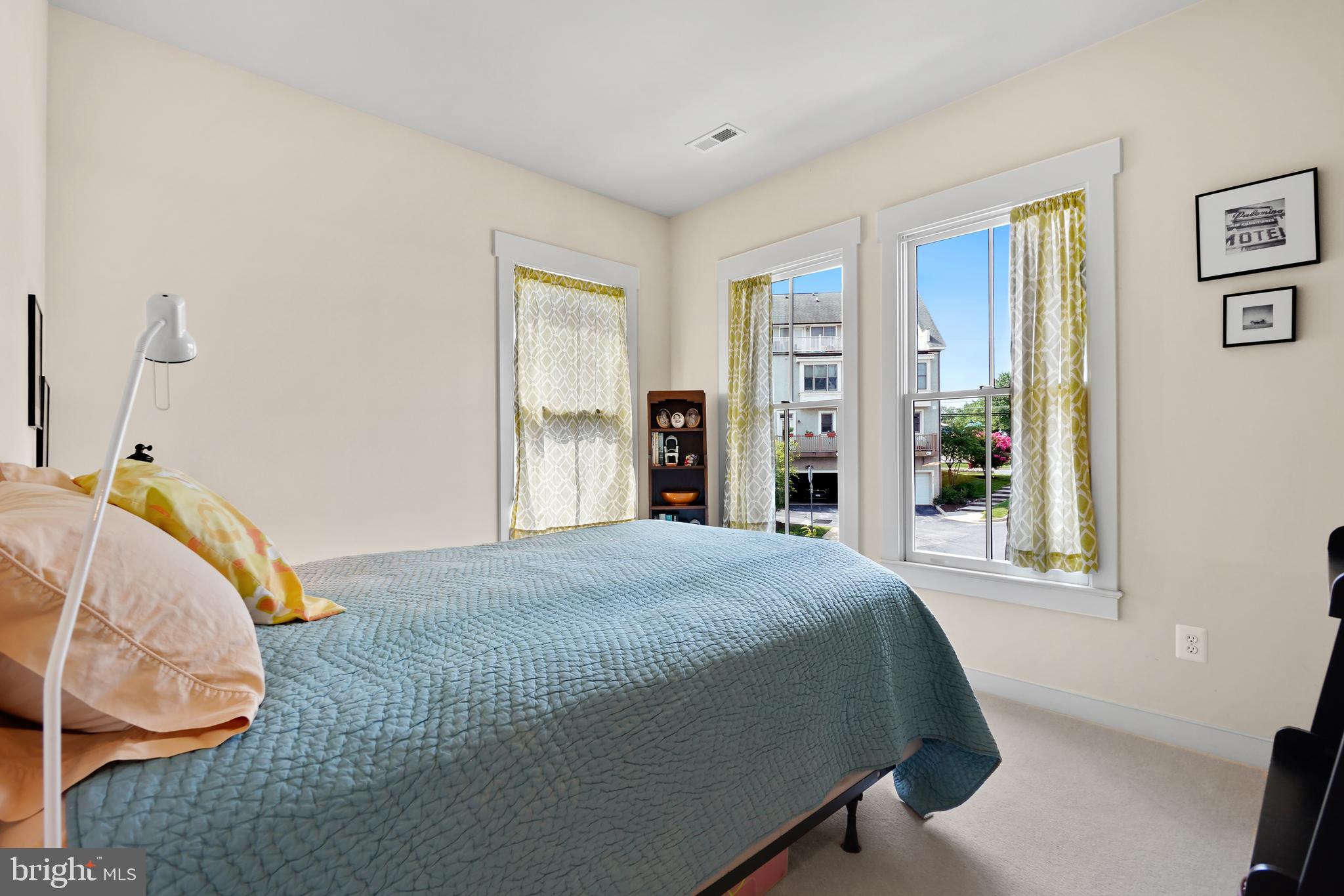 FOREST GLEN PARK - Residential