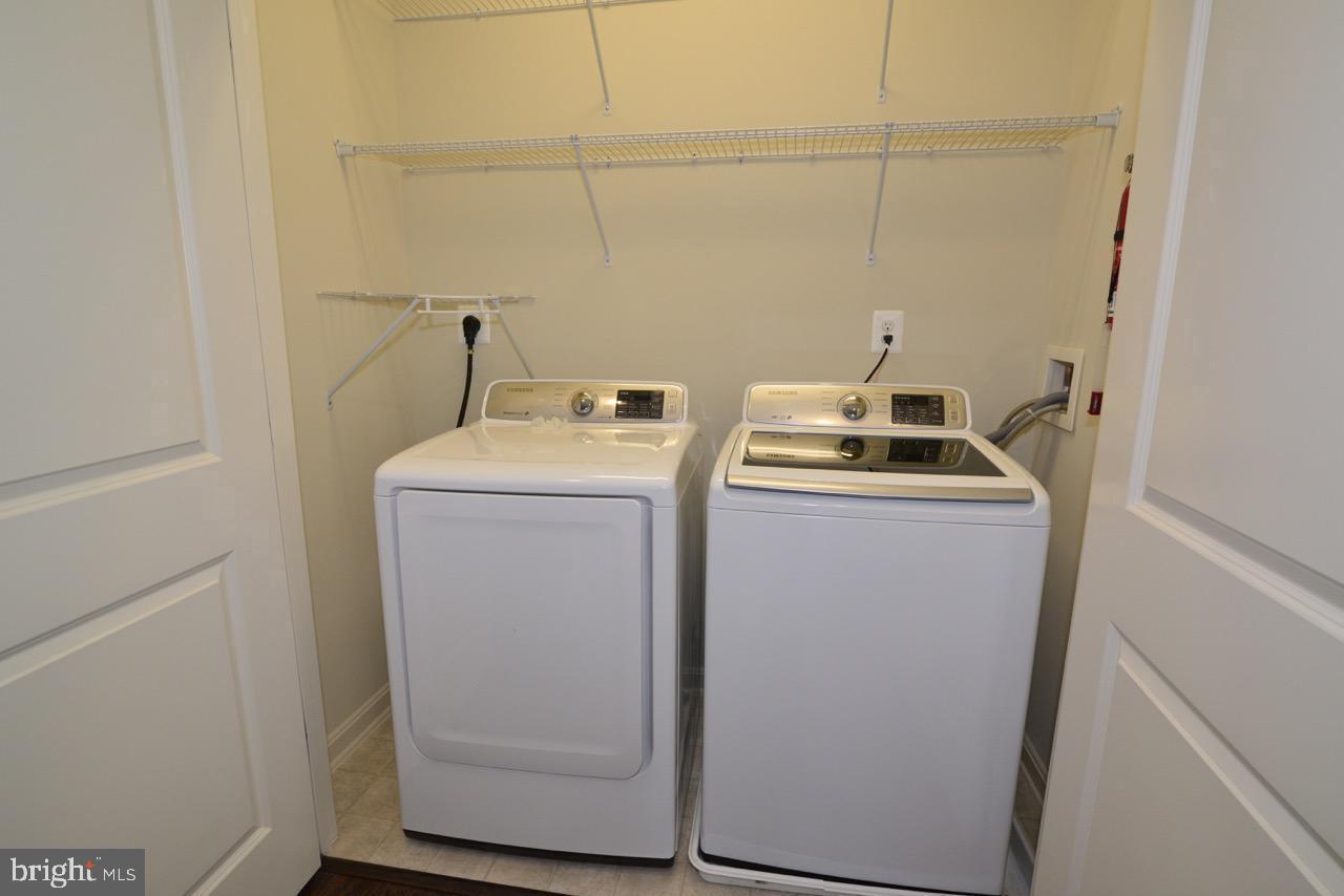 BRAMBLETON TOWN CENTER - Residential Lease