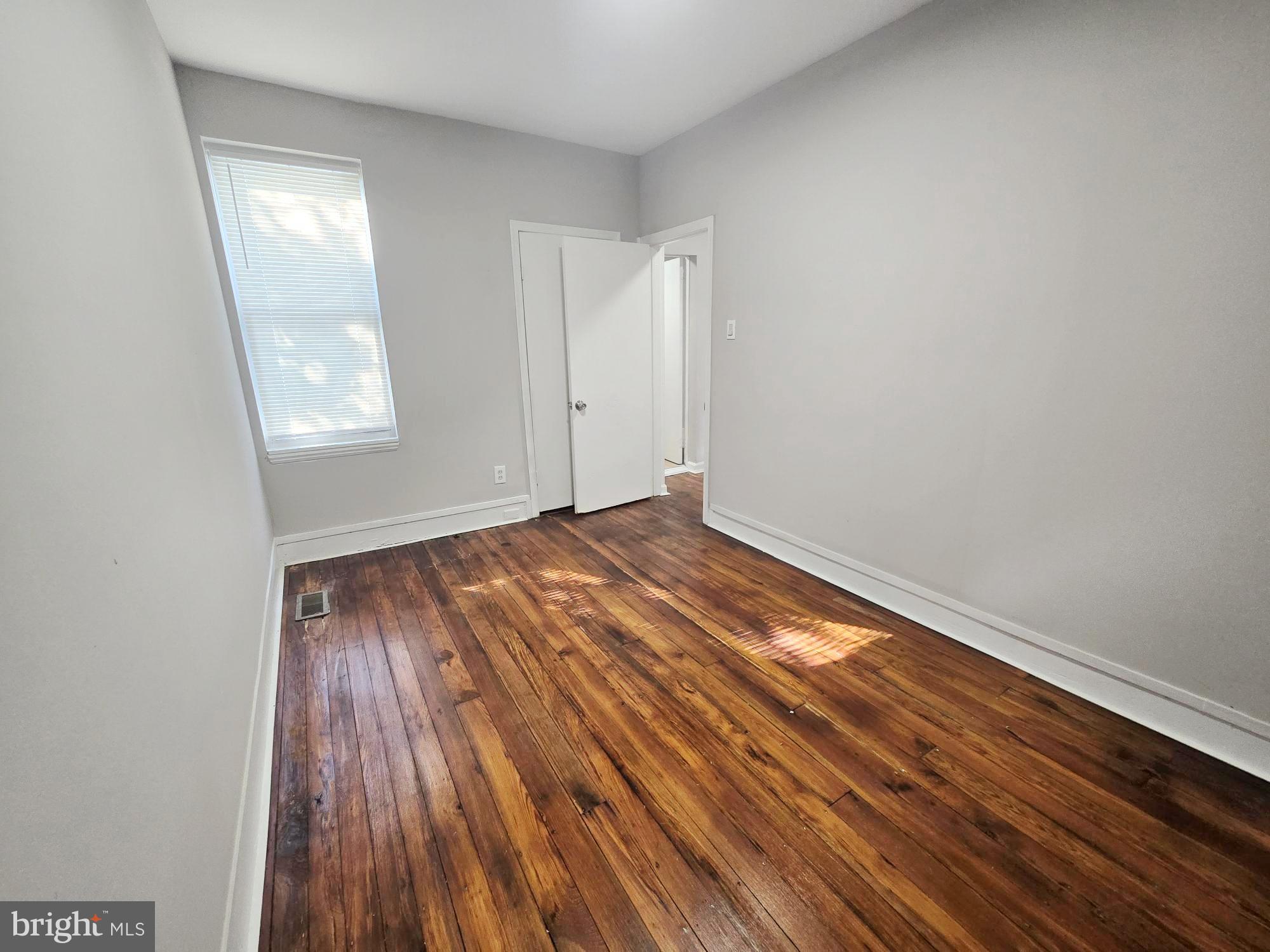 POINT BREEZE - Residential Lease