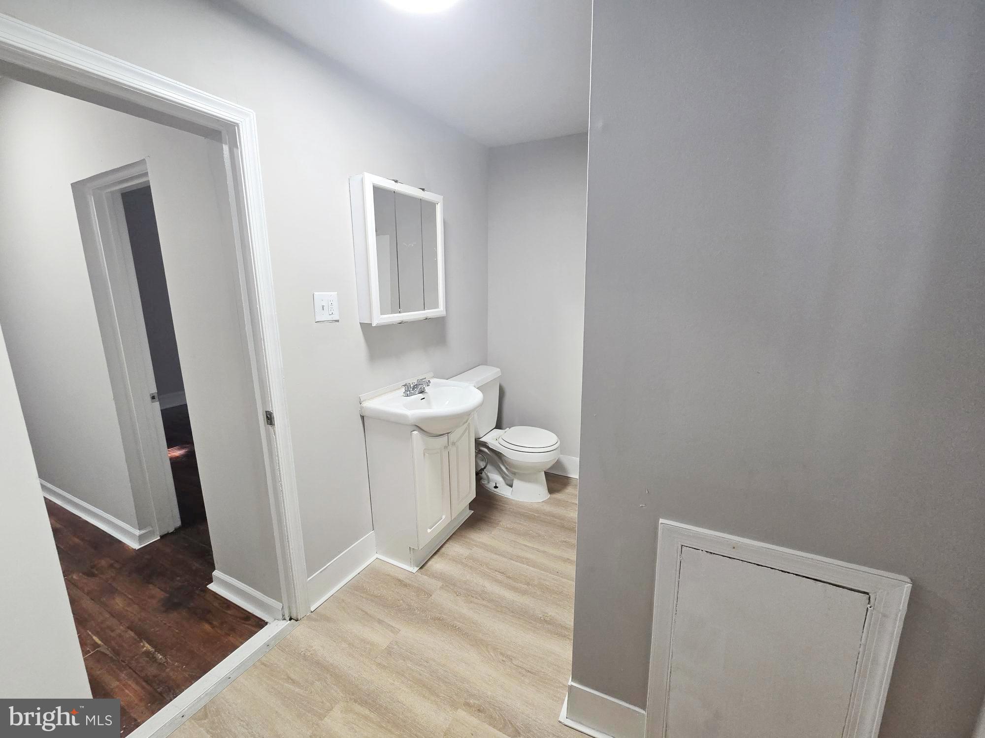 POINT BREEZE - Residential Lease