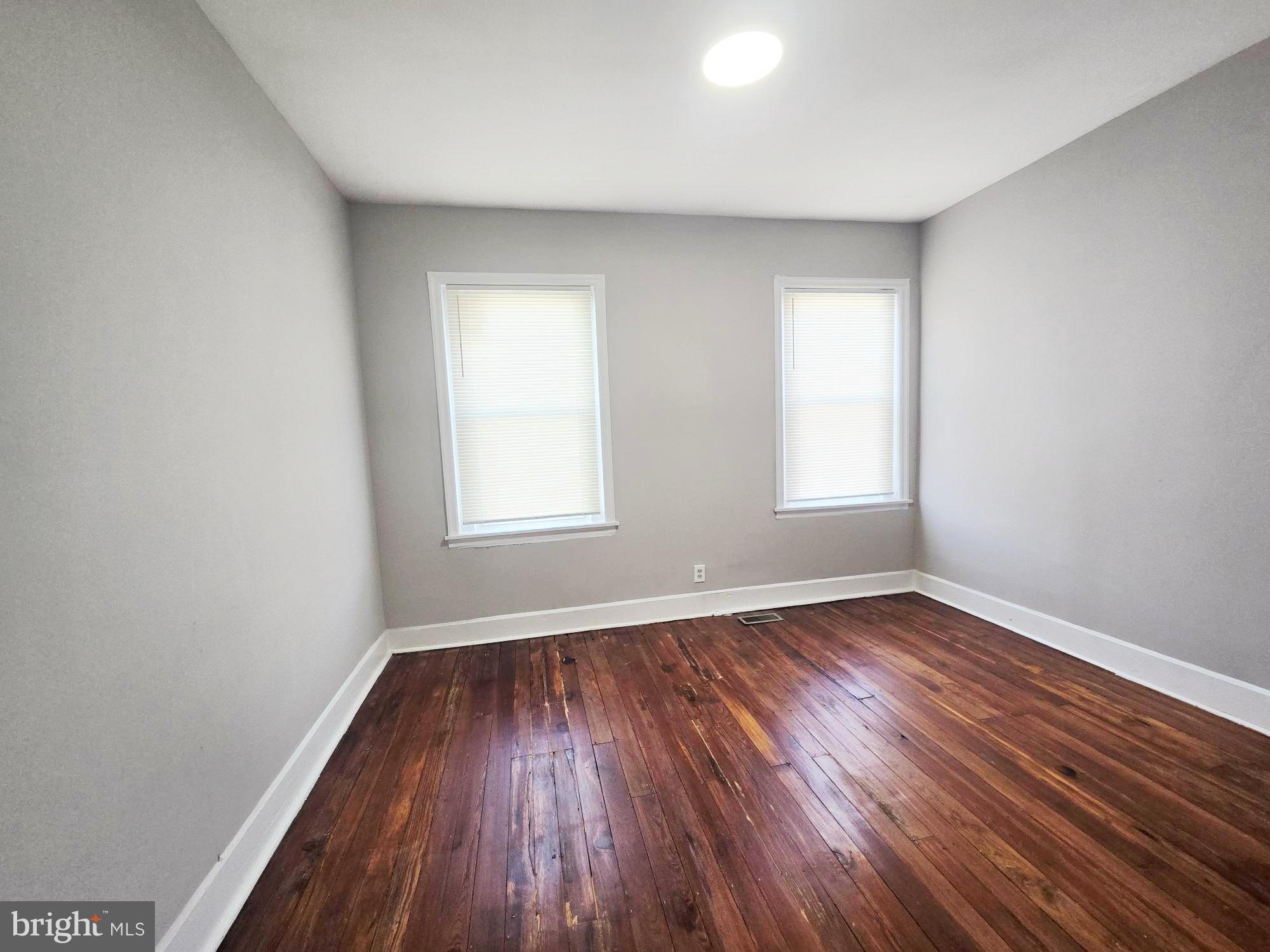 POINT BREEZE - Residential Lease