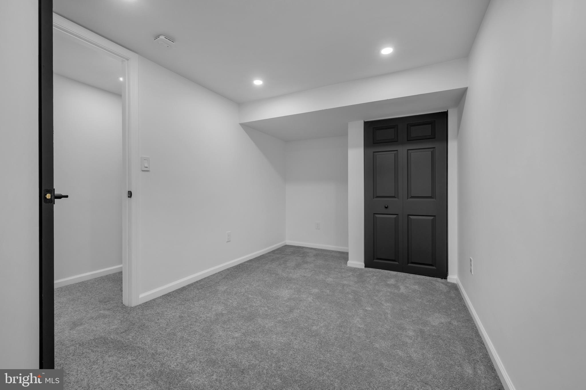 STONEWOOD-PENTWOOD-WINSTON - Residential