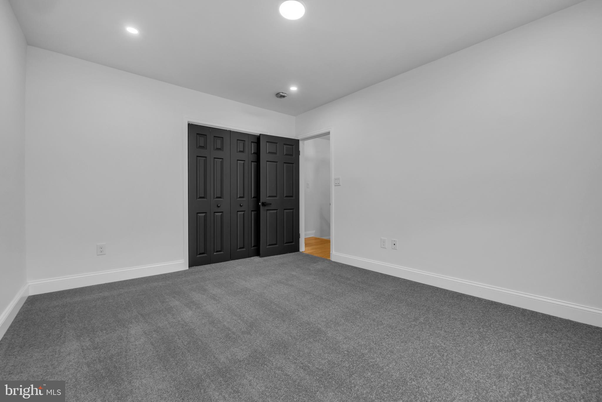 STONEWOOD-PENTWOOD-WINSTON - Residential