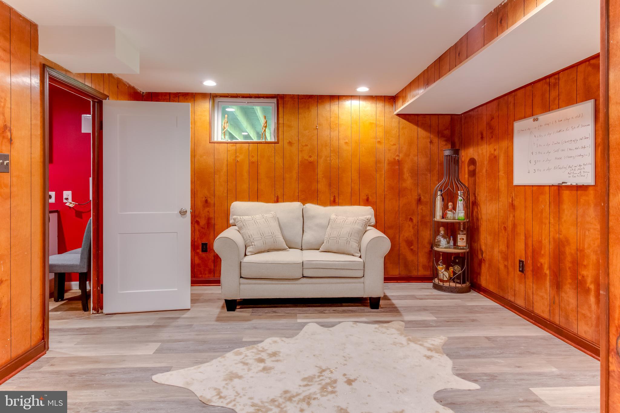 DUNN LORING WOODS - Residential