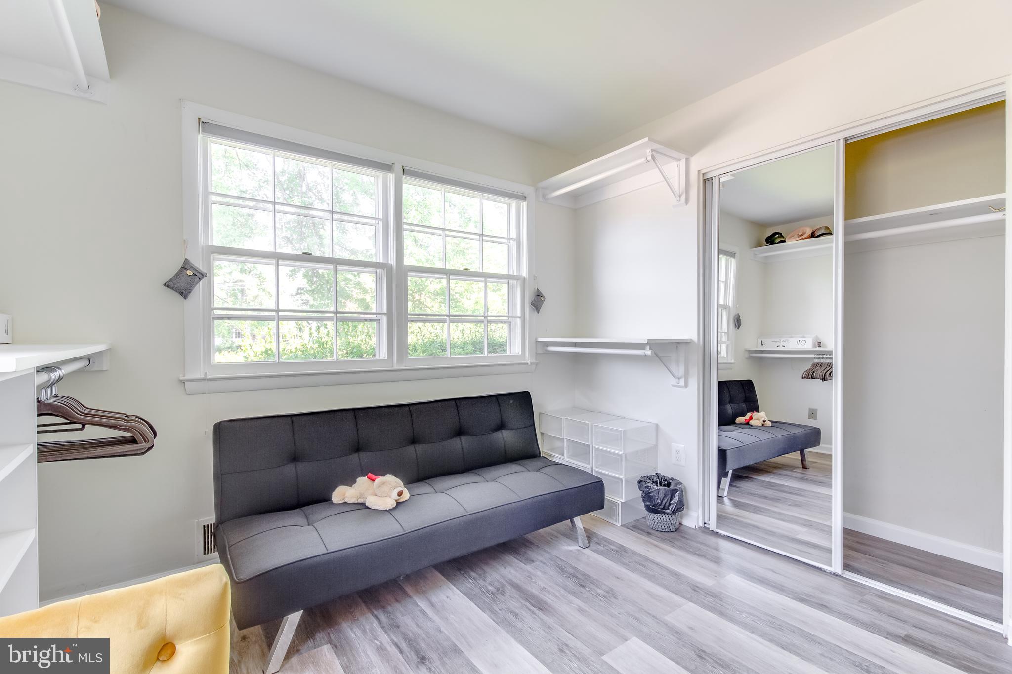 DUNN LORING WOODS - Residential