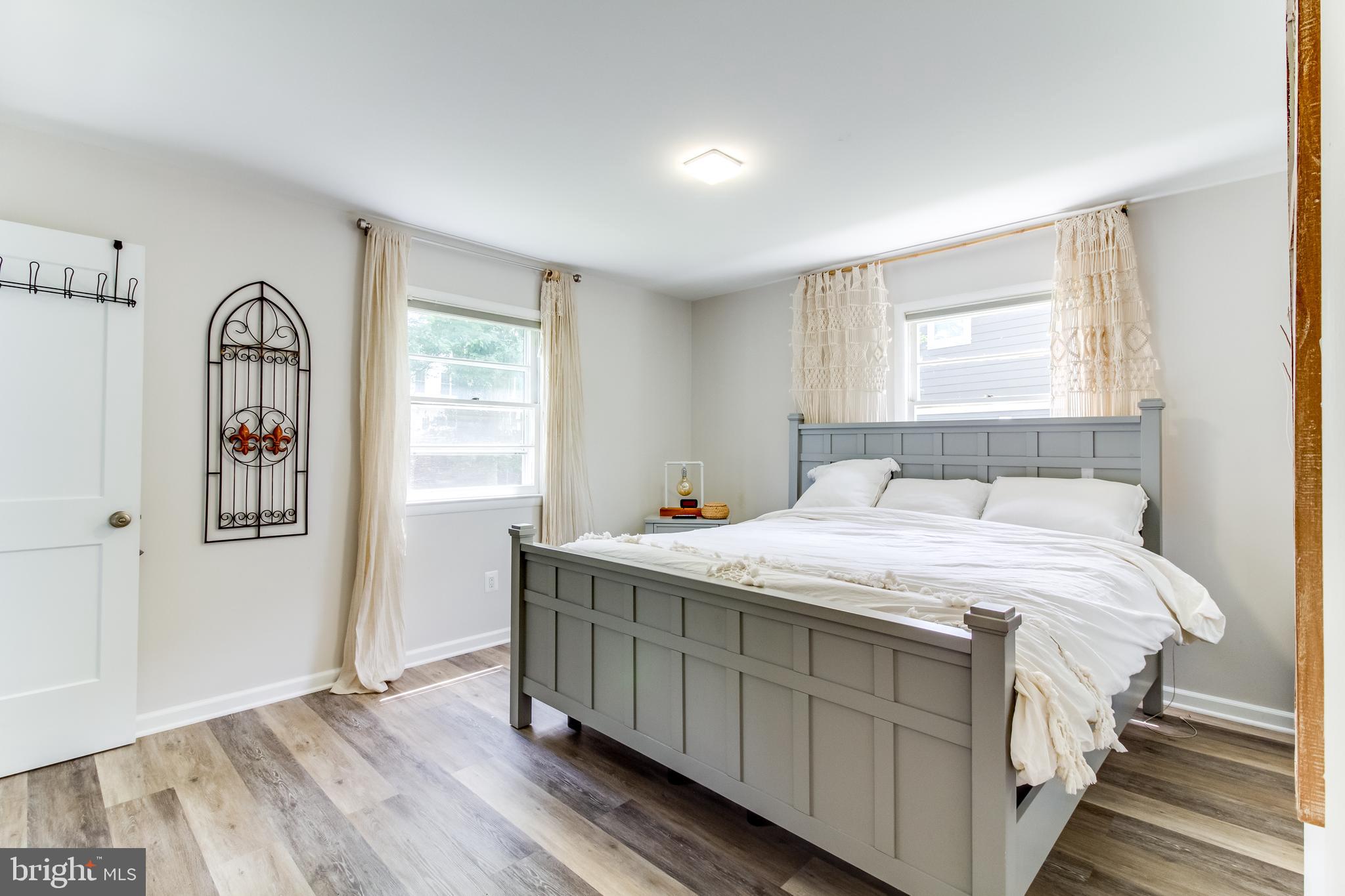 DUNN LORING WOODS - Residential