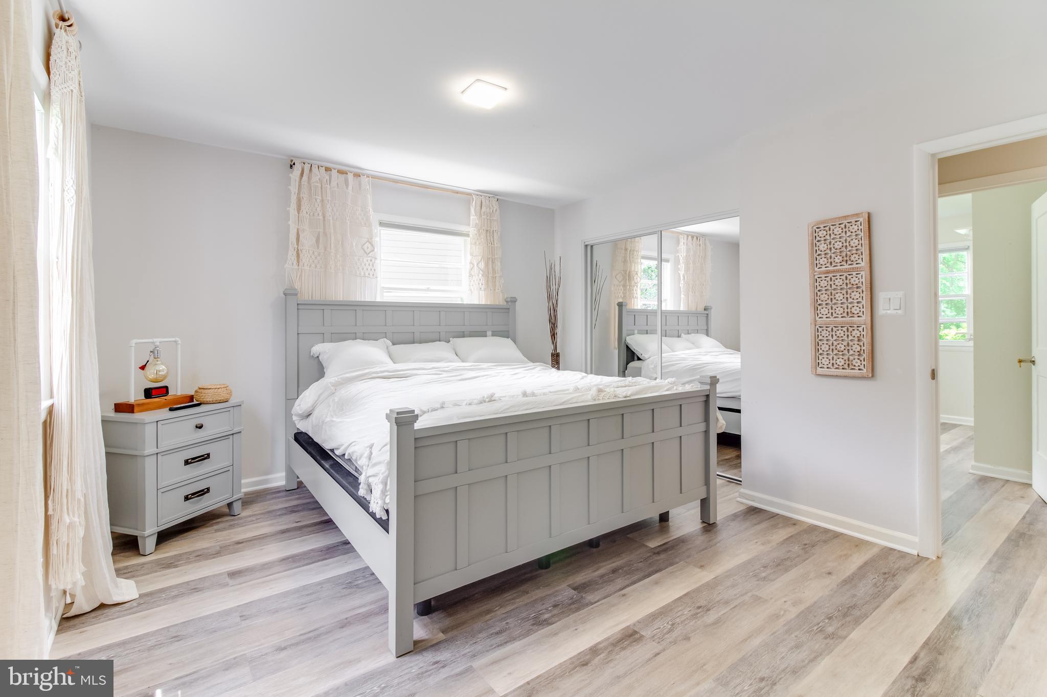 DUNN LORING WOODS - Residential