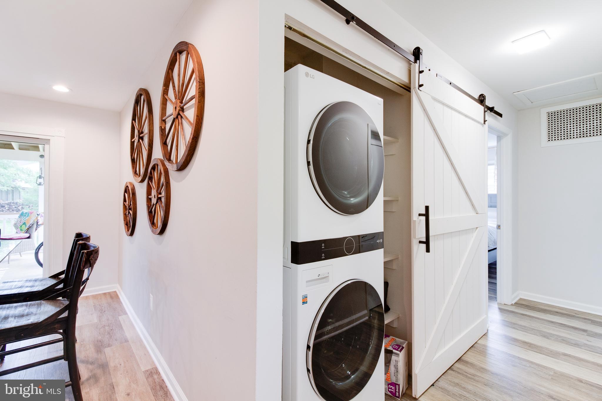 DUNN LORING WOODS - Residential