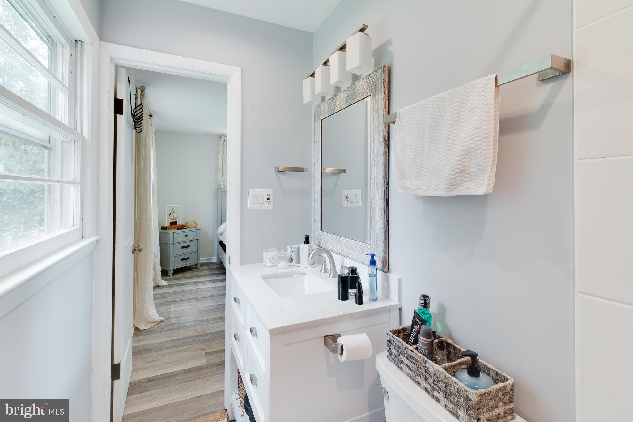 DUNN LORING WOODS - Residential