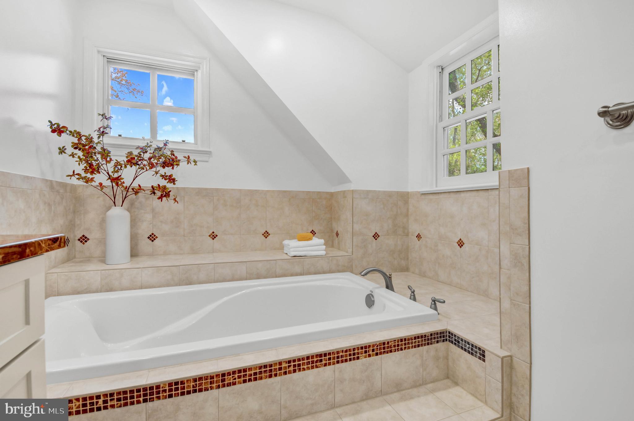 BROADMONT - Residential