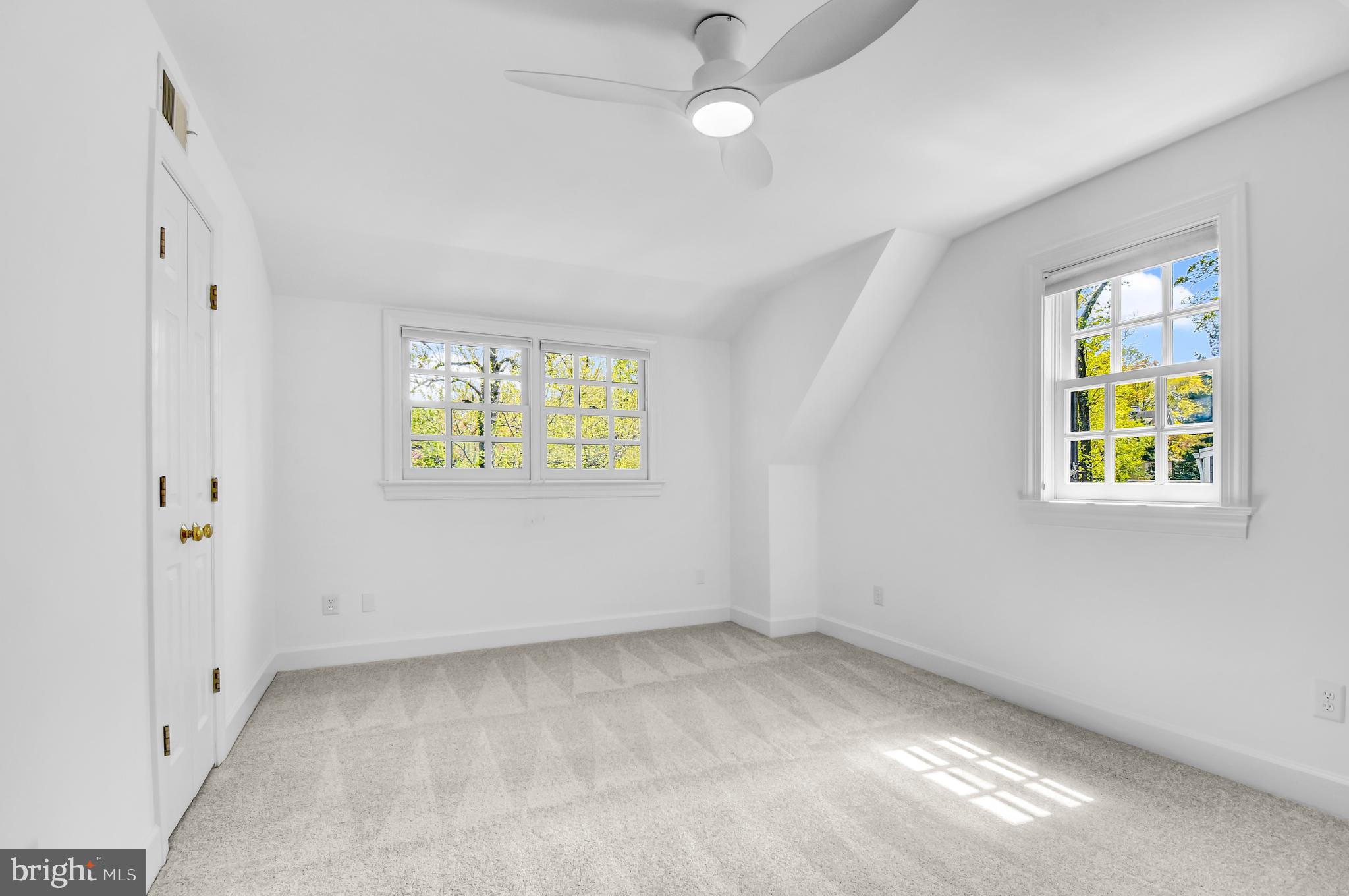 BROADMONT - Residential