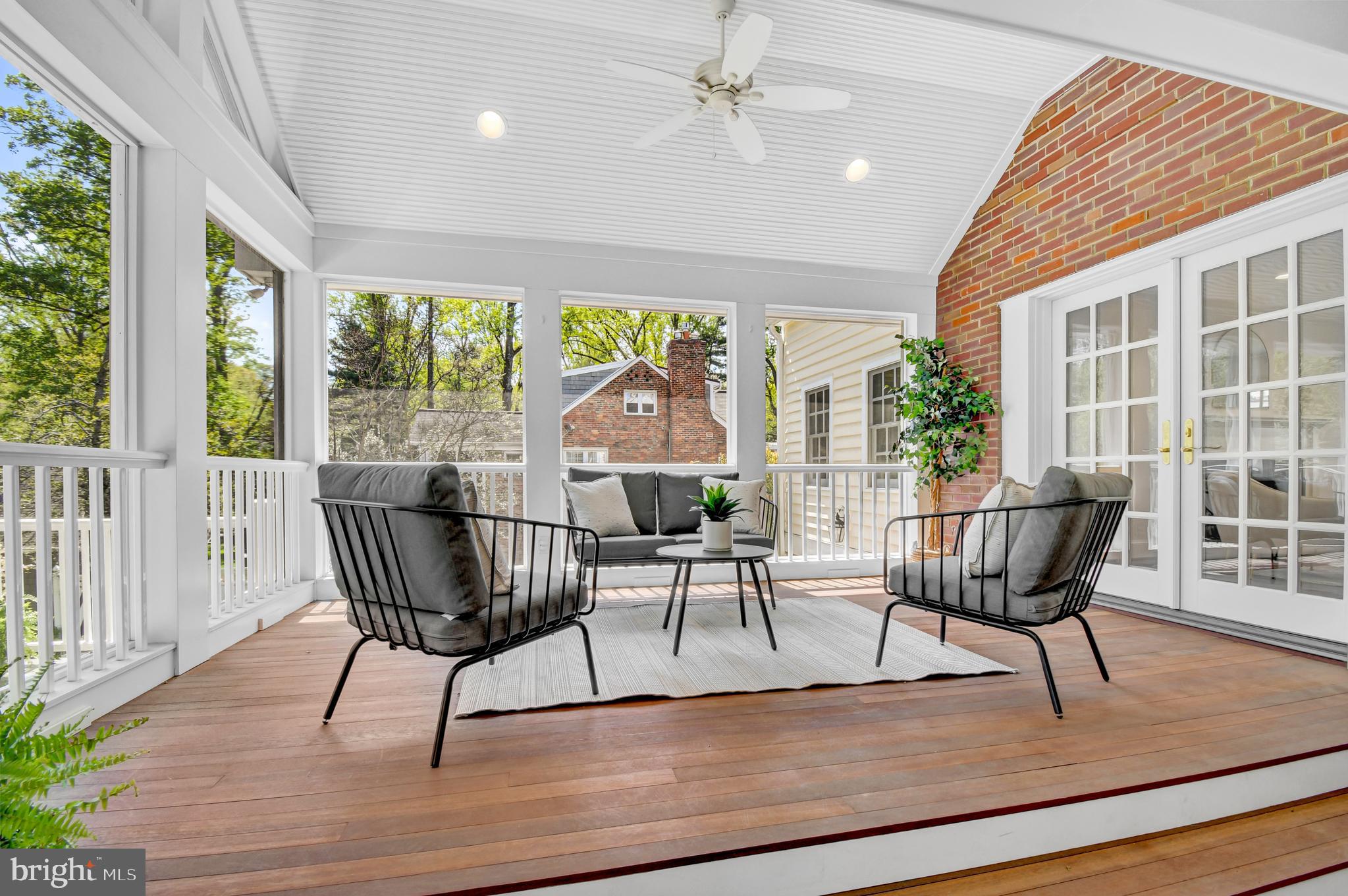 BROADMONT - Residential