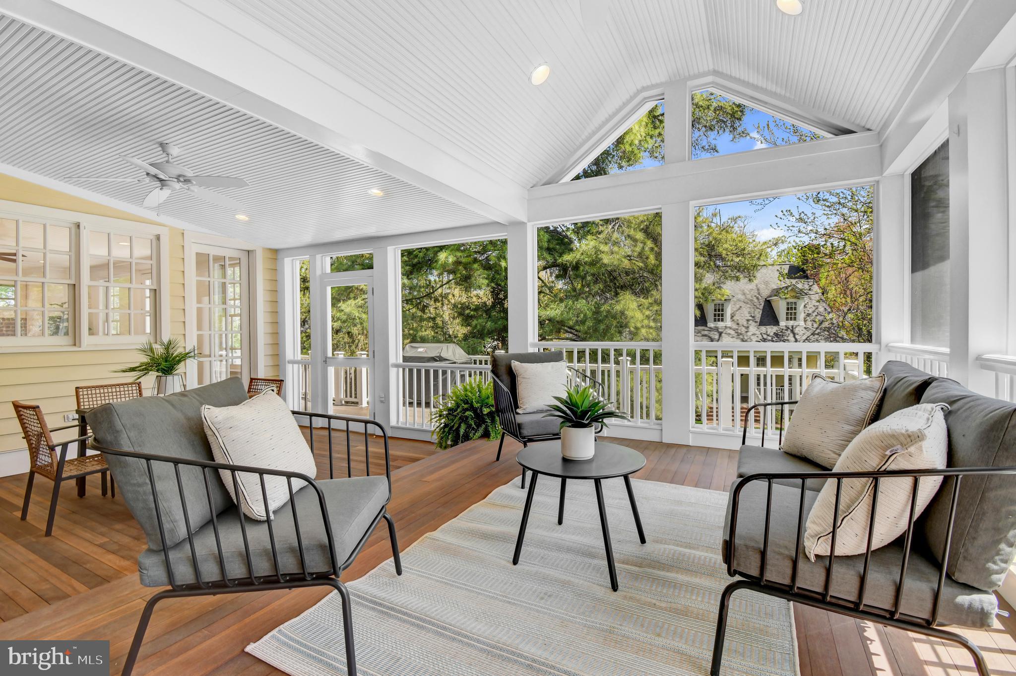 BROADMONT - Residential