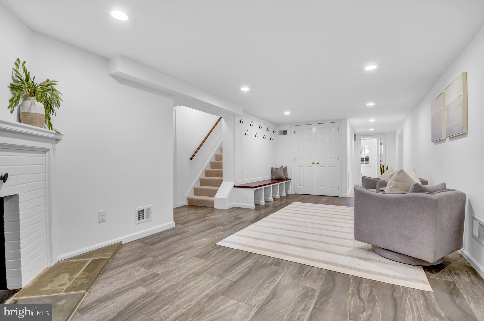 BROADMONT - Residential