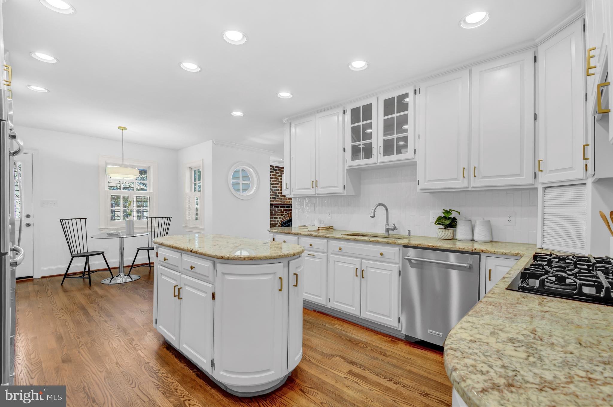 BROADMONT - Residential