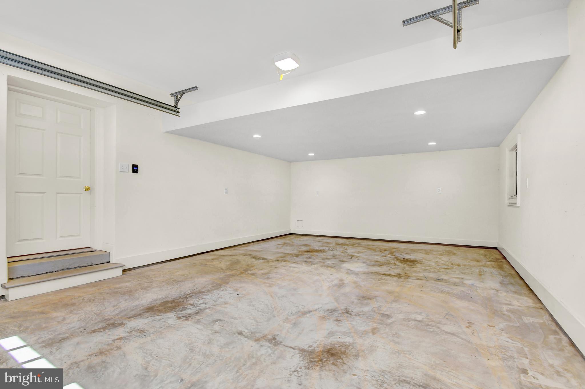 BROADMONT - Residential