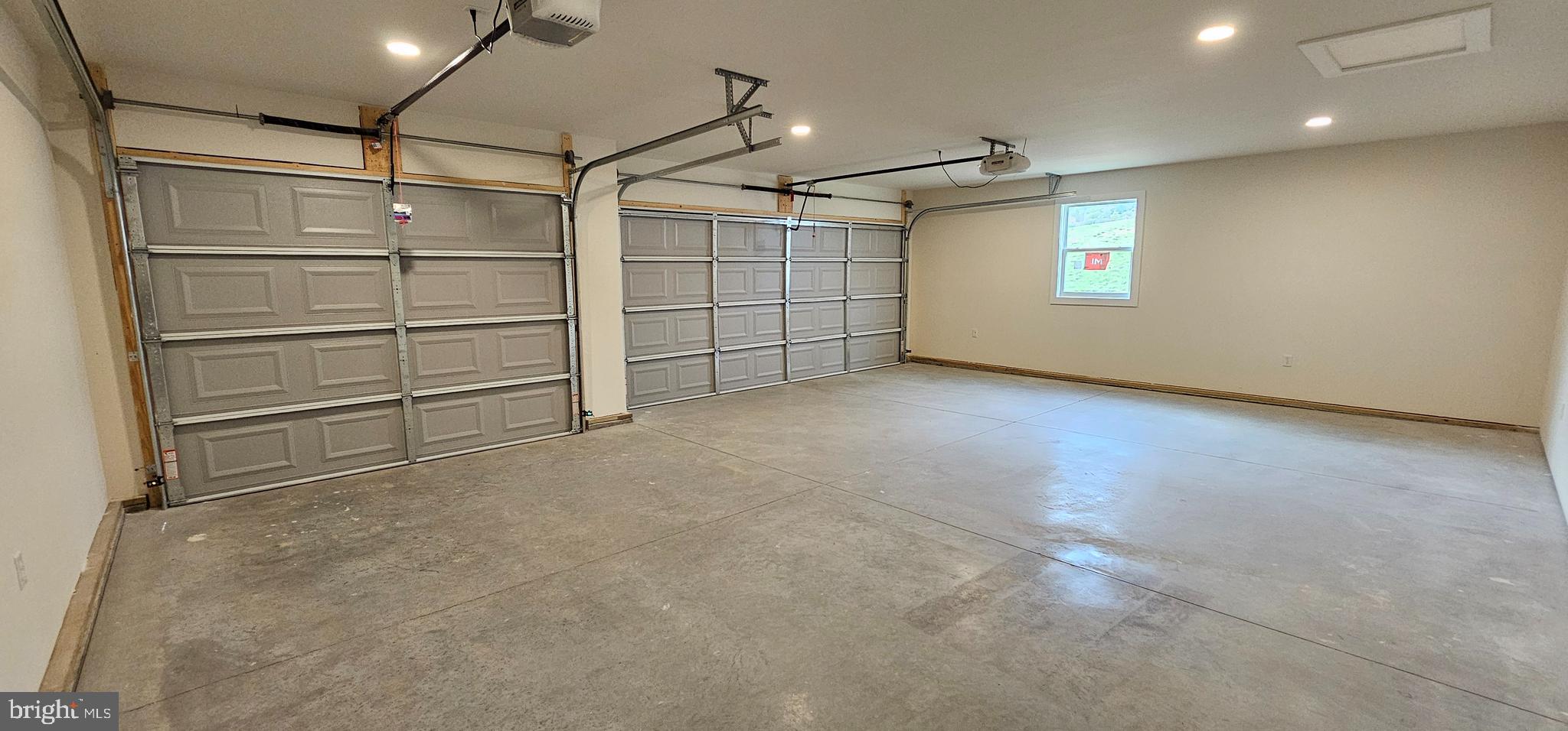 THE HORIZON AT BRUSH VALLEY - Residential