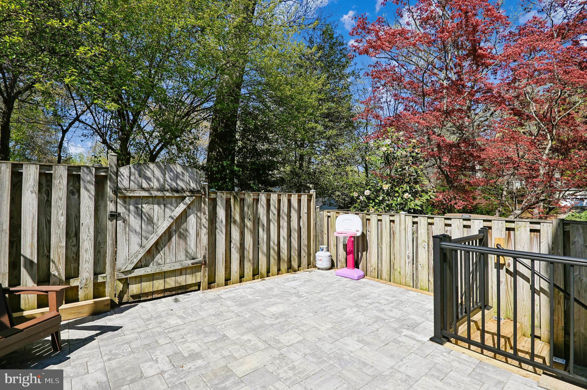 BAY HILLS TANGLEWOOD II - Residential