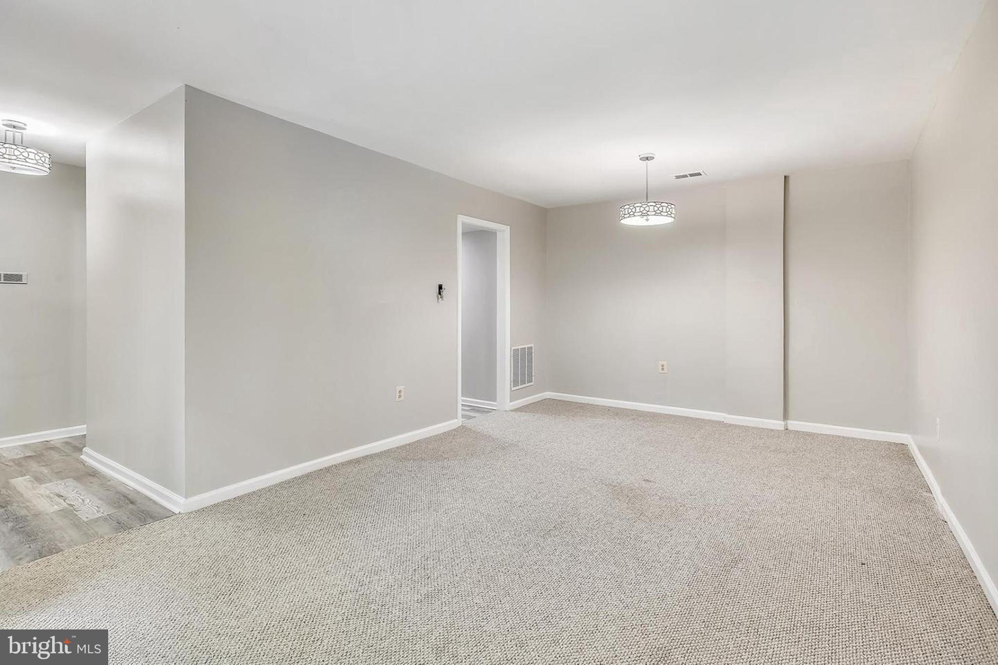 TERRACE TOWNE HOMES OF WOODLAWN - Residential Lease