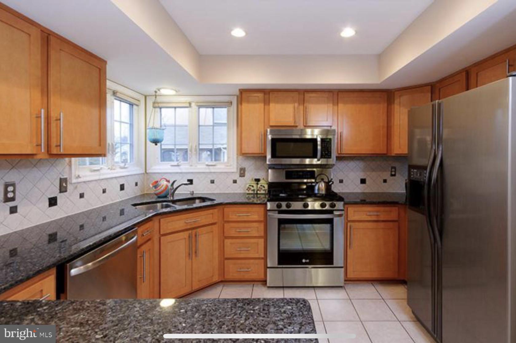 HASTINGS HUNT - Residential Lease